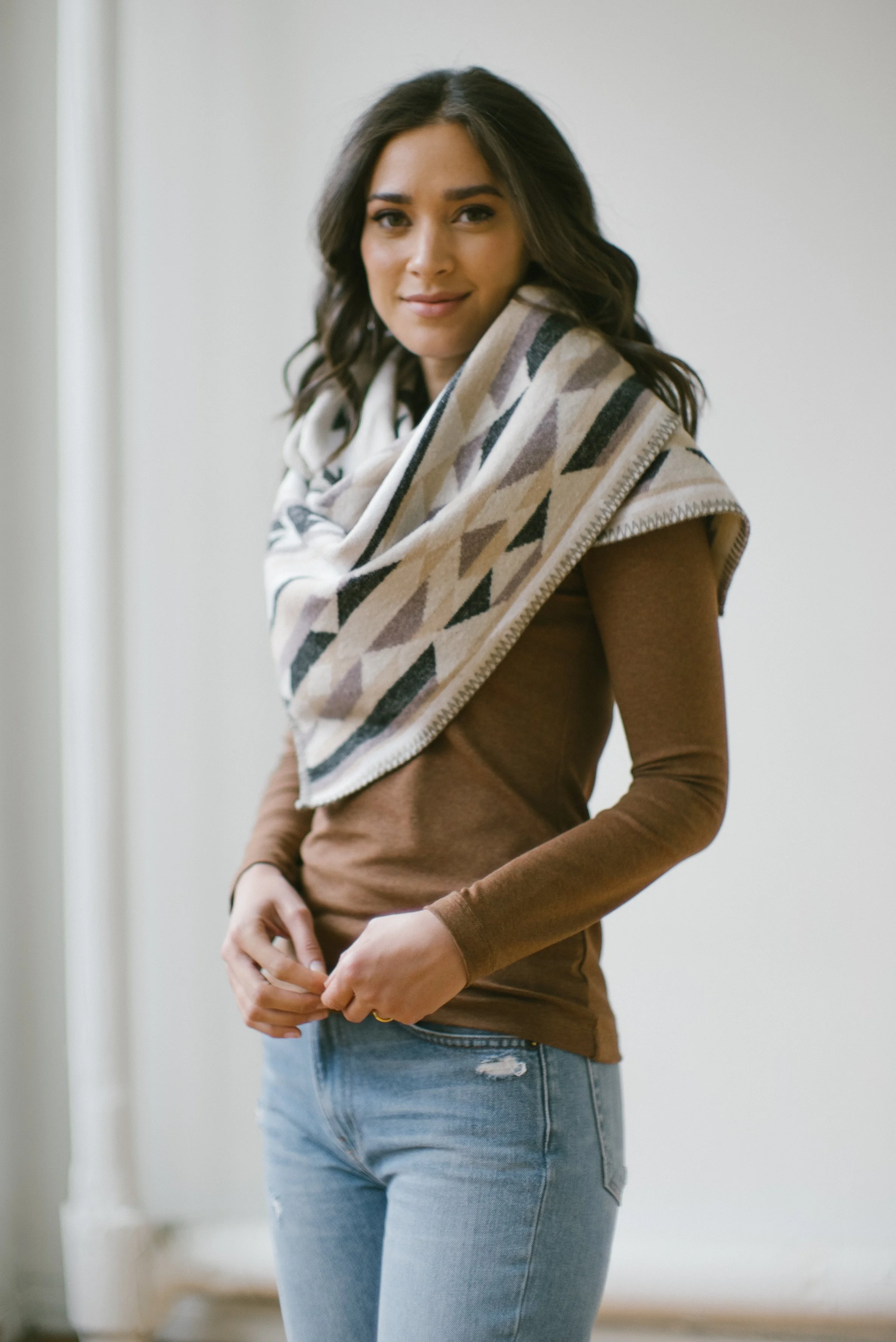 WINGED SCARF VIA sophiareyes.com