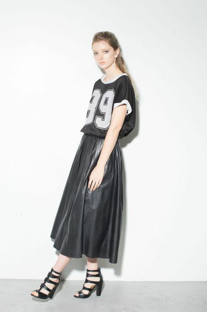model KAT photographer BONNIE NICHOALDS mua MICHAEL NETTER / KYSHA MARIE hair stylist CRE styled by NIK