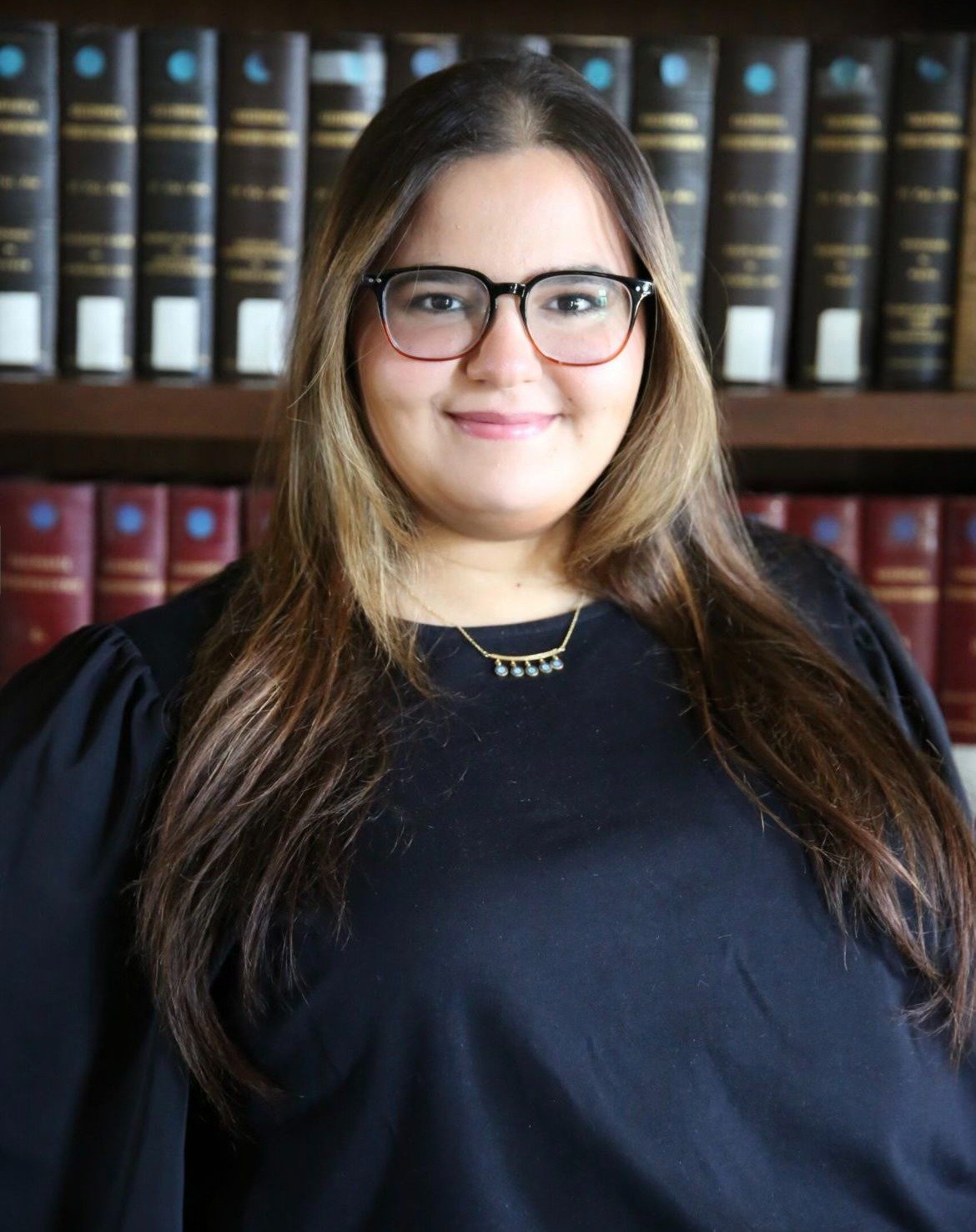 📚 Meet Our Legal Extern: Enas Gaballa!
With graduation approaching in May 2025, Enas brings her passion for Intellectual Property law to our team. Her interest in IP sparked during her first year of law school, drawn to how it bridges legal framewo