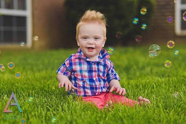 A little boy and his bubbles!
#naturallightphotography #naturallight #baltimorephotography #bubbles #babyboy #towsonphotography