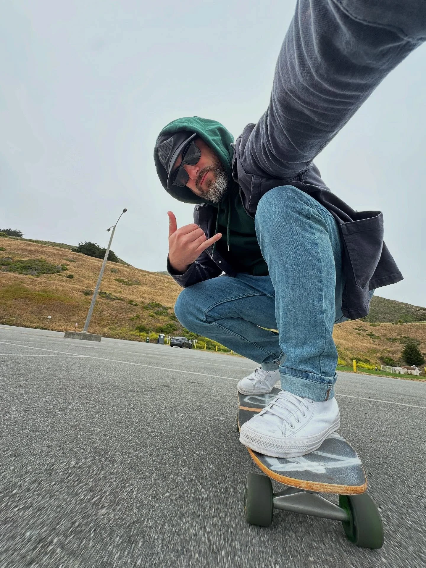 Showing the kids I still got it 🛹