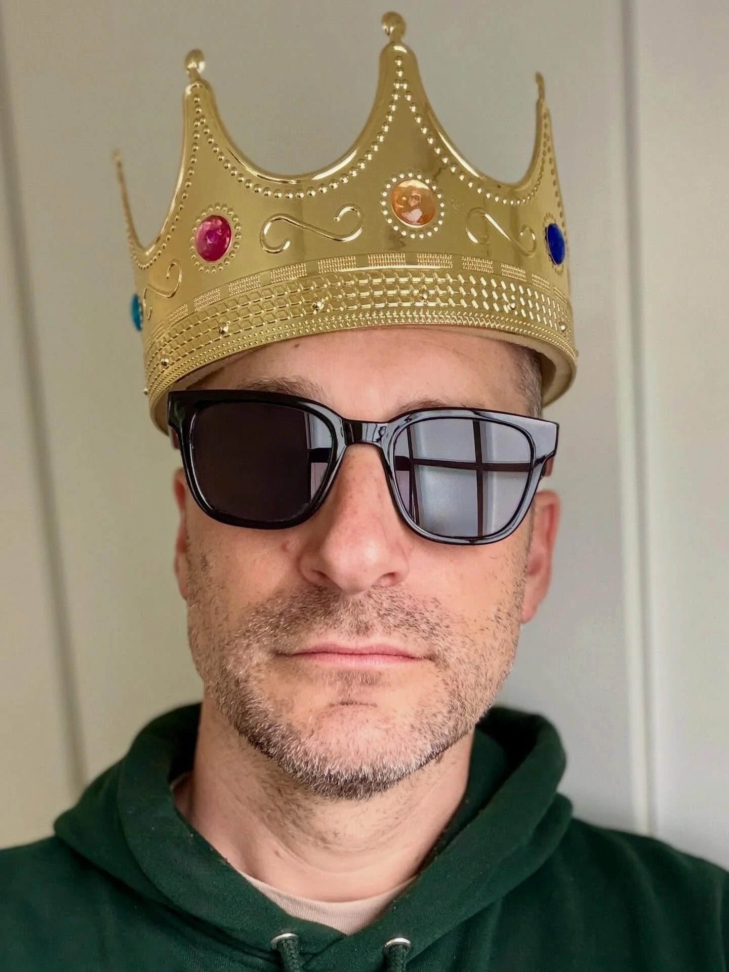 👑🕶️