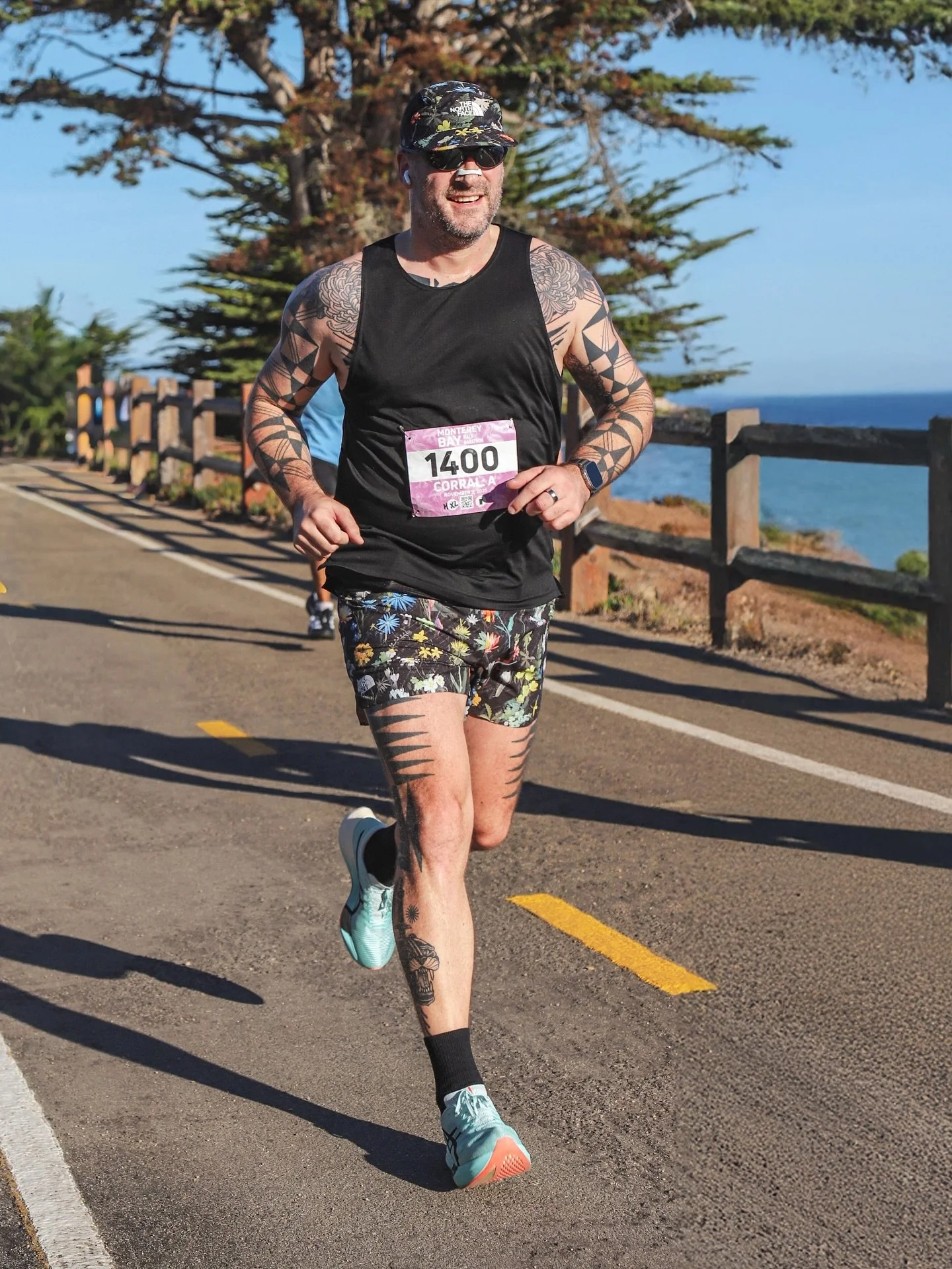 Big boy ran the Monterey Half Marathon! I&rsquo;m looking like David Goggins in the &lsquo;before&rsquo; picture 😂 Time to train to double the distance for the San Francisco Marathon in July! 💪