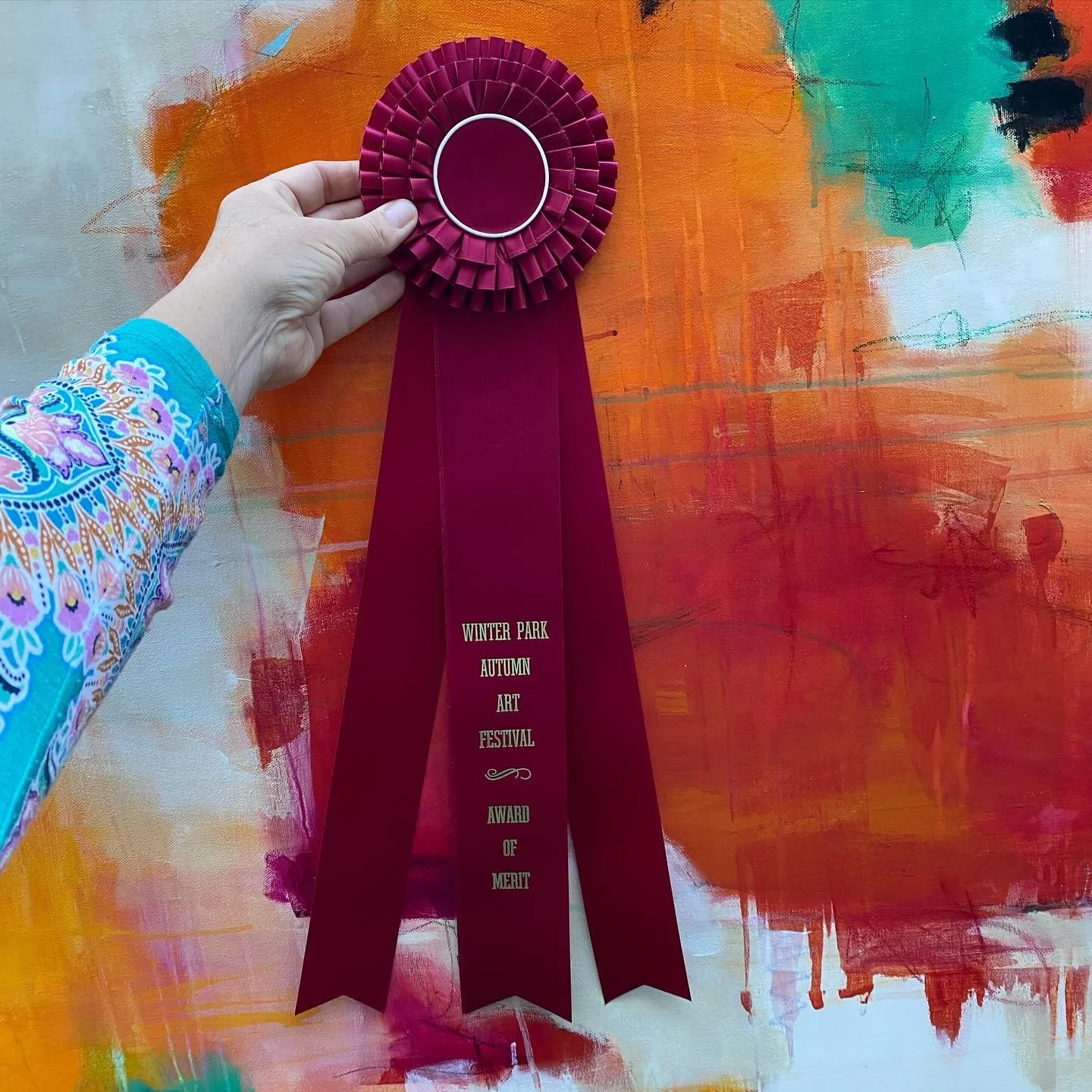 Well these are nice colors.  #winterpark #floridaartist #colorist #prettythings #award #womeninthearts #supportthearts #wpaaf #artistlife #ribbon #originalart #fineart #oilpainting #intuitivepainter #surprise