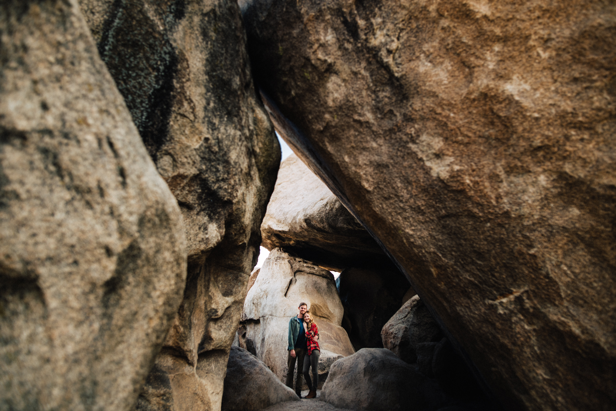 ©Isaiah & Taylor Photography - Destination Wedding Photographers - Joshua Tree, California Adventure Engagement-004.jpg