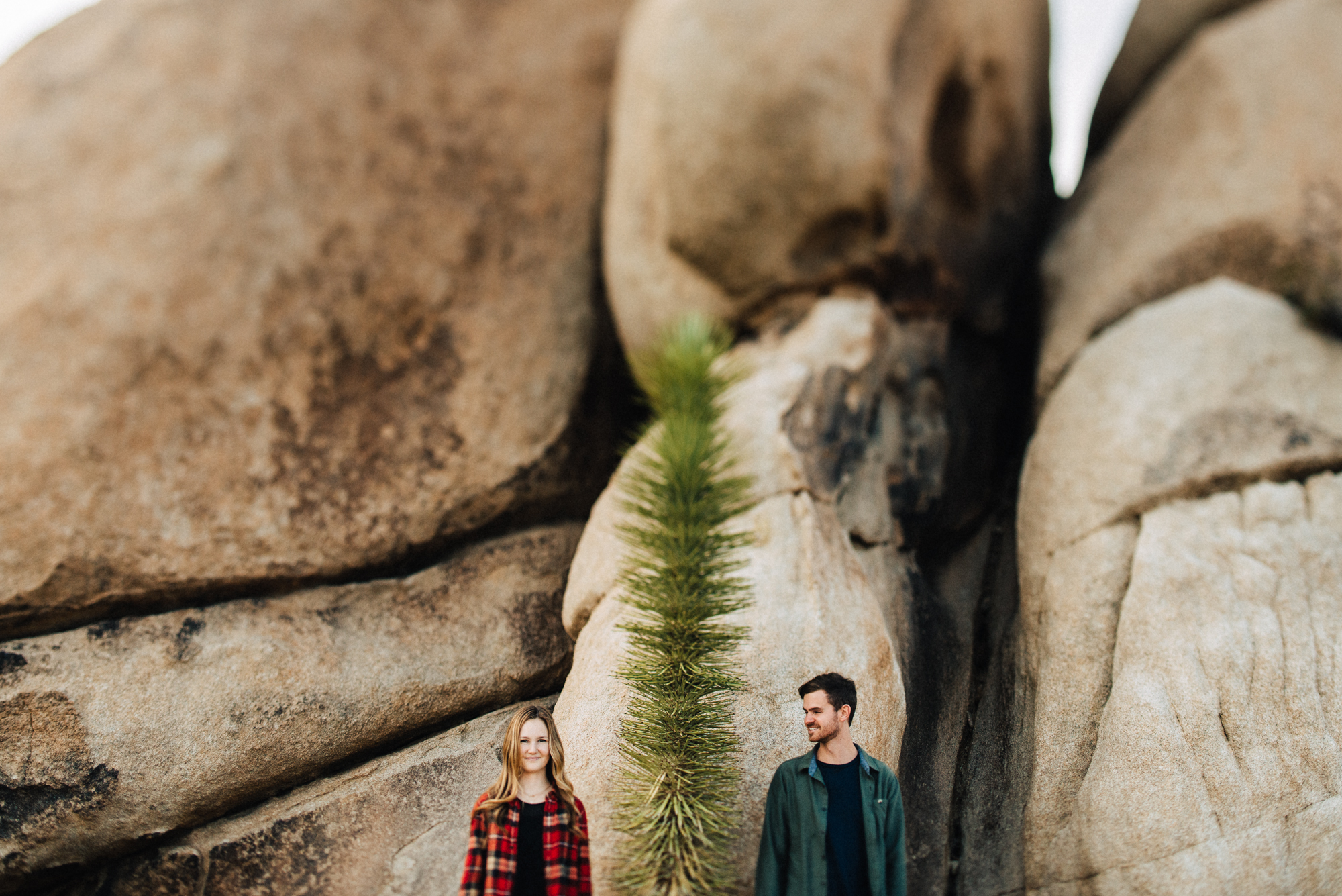 ©Isaiah & Taylor Photography - Destination Wedding Photographers - Joshua Tree, California Adventure Engagement-012.jpg