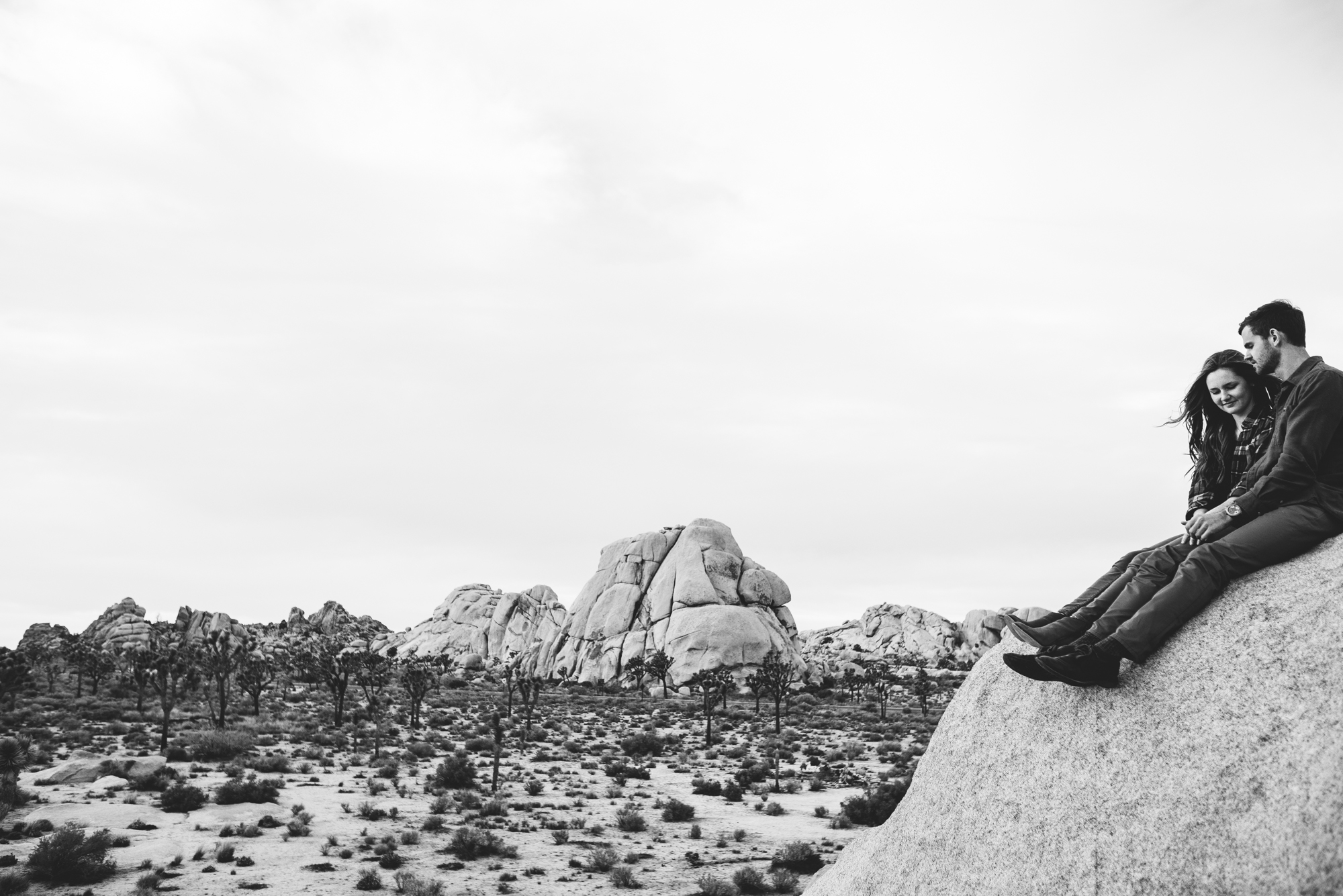 ©Isaiah & Taylor Photography - Destination Wedding Photographers - Joshua Tree, California Adventure Engagement-035.jpg