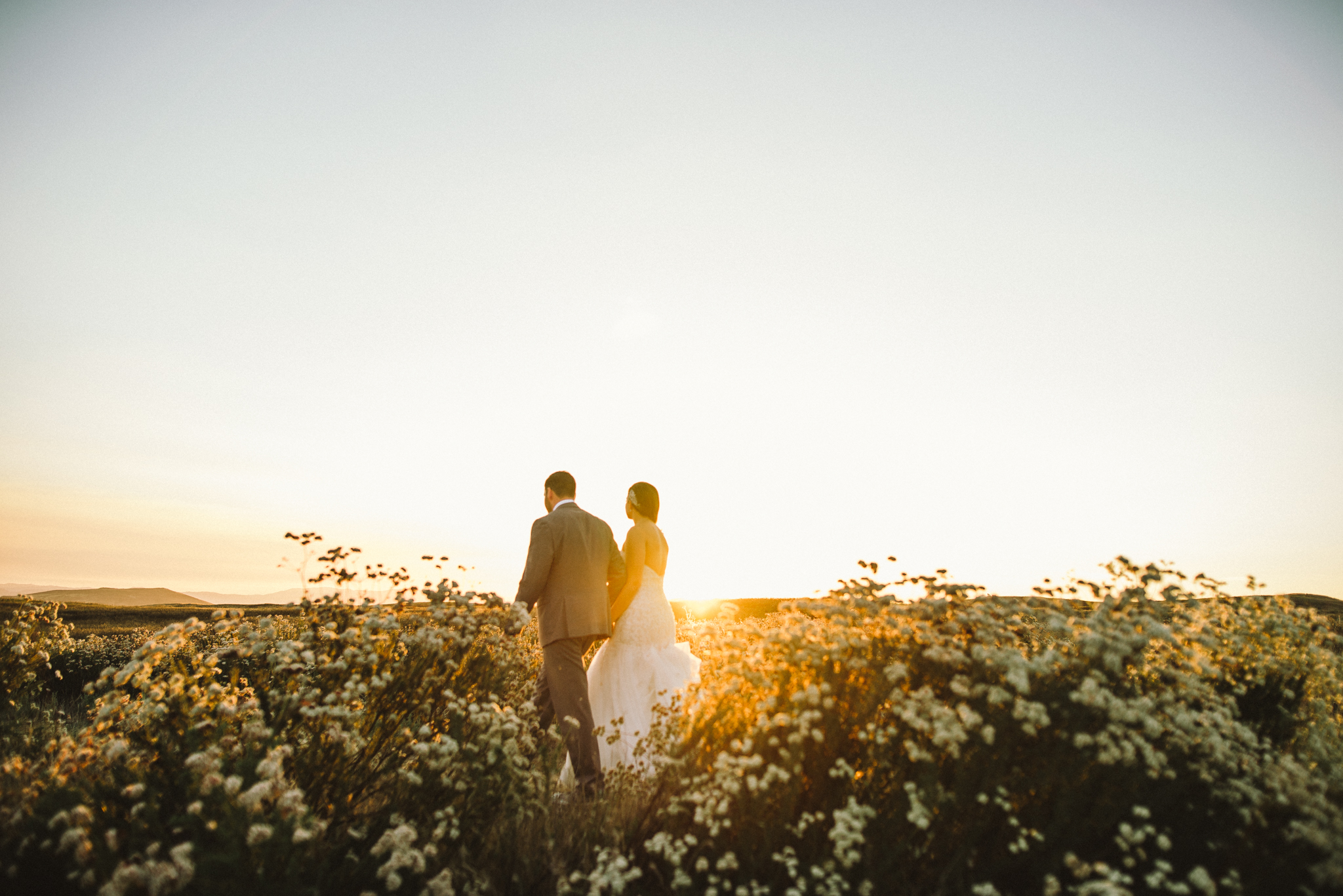 Isaiah & Taylor Photography - Destination Photographers - Temecula Winery Sunset Wedding-10.jpg