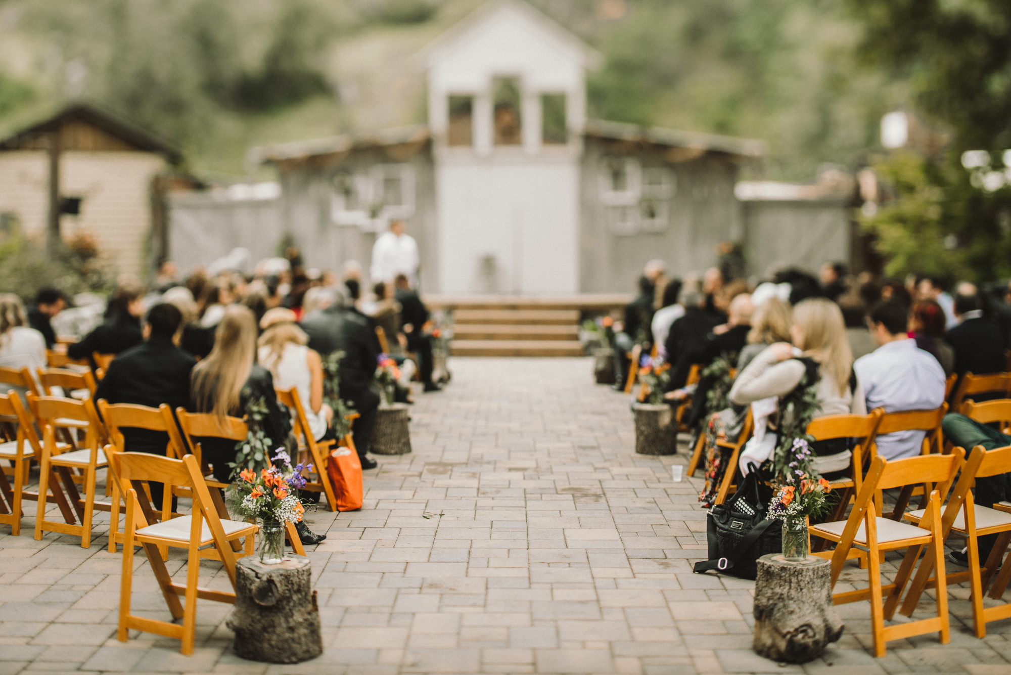Isaiah & Taylor Photography - Los Angeles - Destination Wedding Photographers - Oak Glen Wilshire Ranch Foggy Forest Wedding-54.jpg