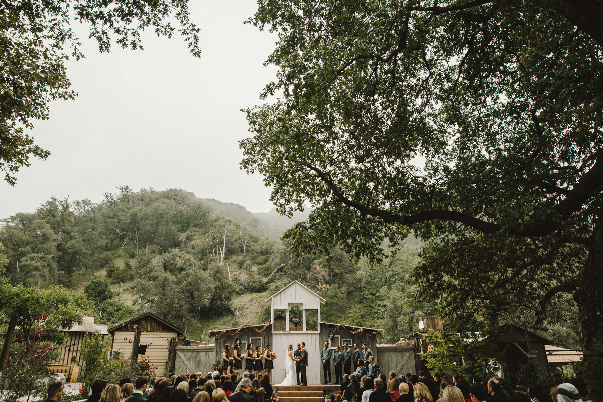 Isaiah & Taylor Photography - Los Angeles - Destination Wedding Photographers - Oak Glen Wilshire Ranch Foggy Forest Wedding-60.jpg