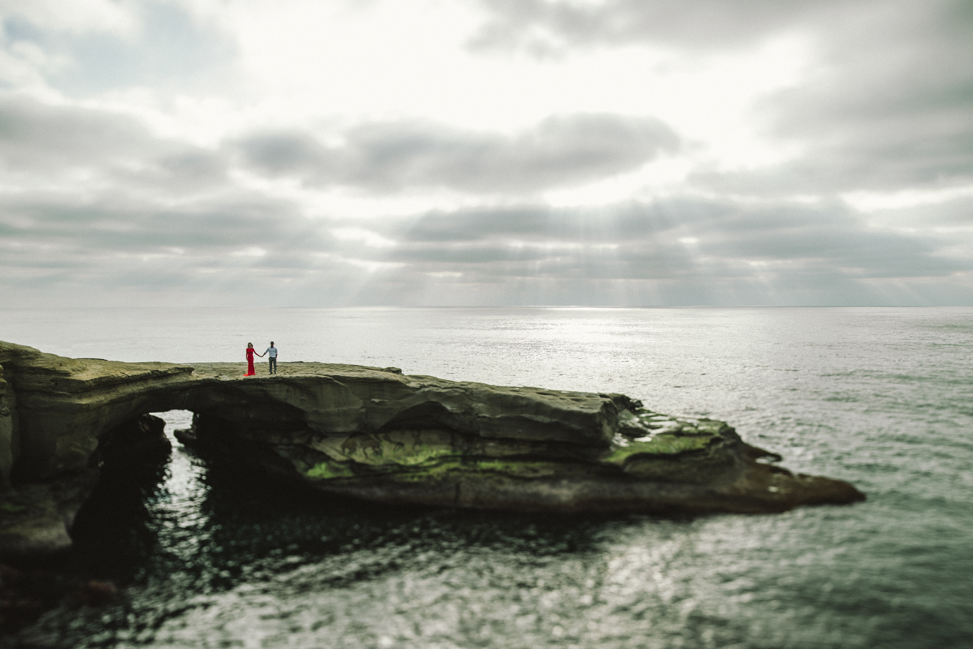 Isaiah & Taylor Photography - Los Angeles - Destination Wedding Photographers - San Diego Sunset Cliffs Beach Adventure Engagement-12.jpg