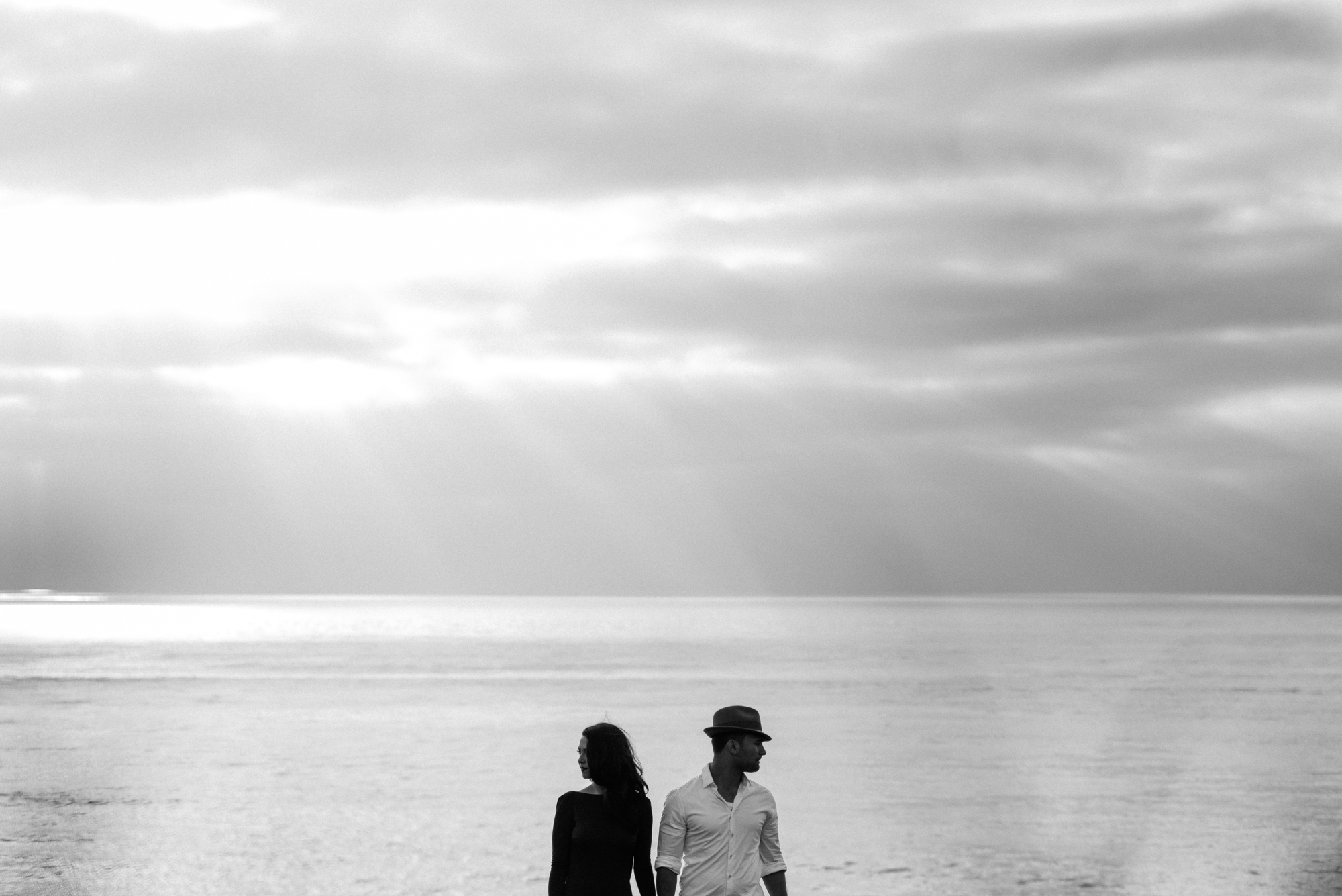 Isaiah & Taylor Photography - Los Angeles - Destination Wedding Photographers - San Diego Sunset Cliffs Beach Adventure Engagement-16.jpg