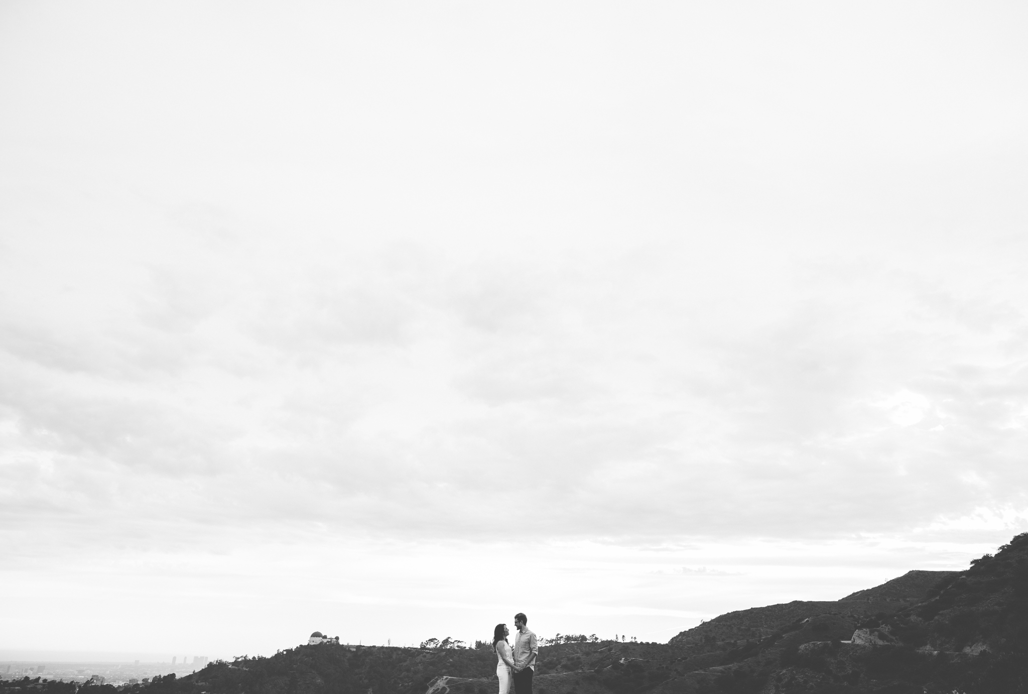 Isaiah & Taylor Photography - Los Angeles Landscape Sunset Engagement-13.jpg