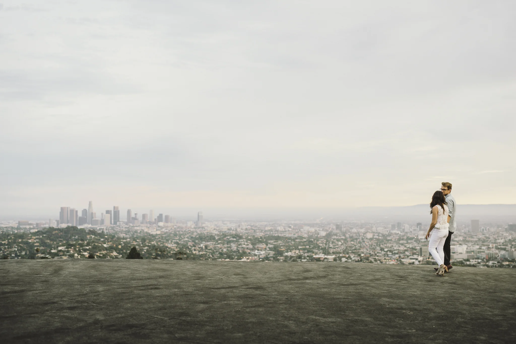 Isaiah & Taylor Photography - Los Angeles Landscape Sunset Engagement-19.jpg