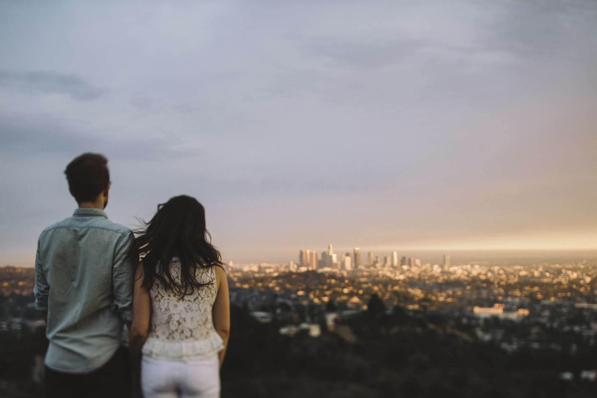 Isaiah & Taylor Photography - Los Angeles Landscape Sunset Engagement-26.jpg