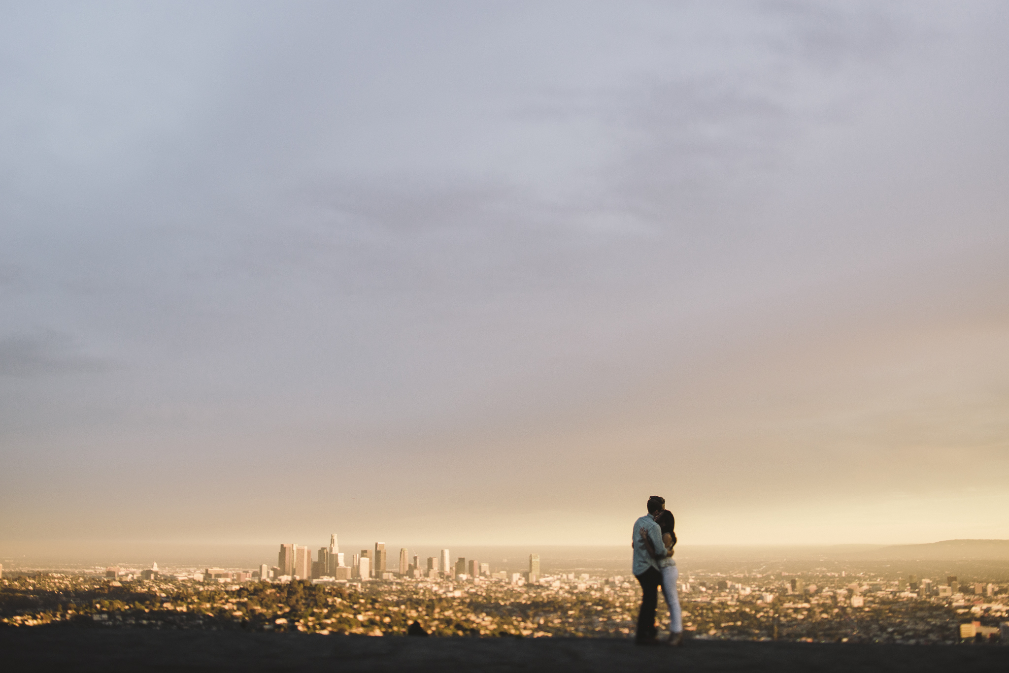 Isaiah & Taylor Photography - Los Angeles Landscape Sunset Engagement-27.jpg