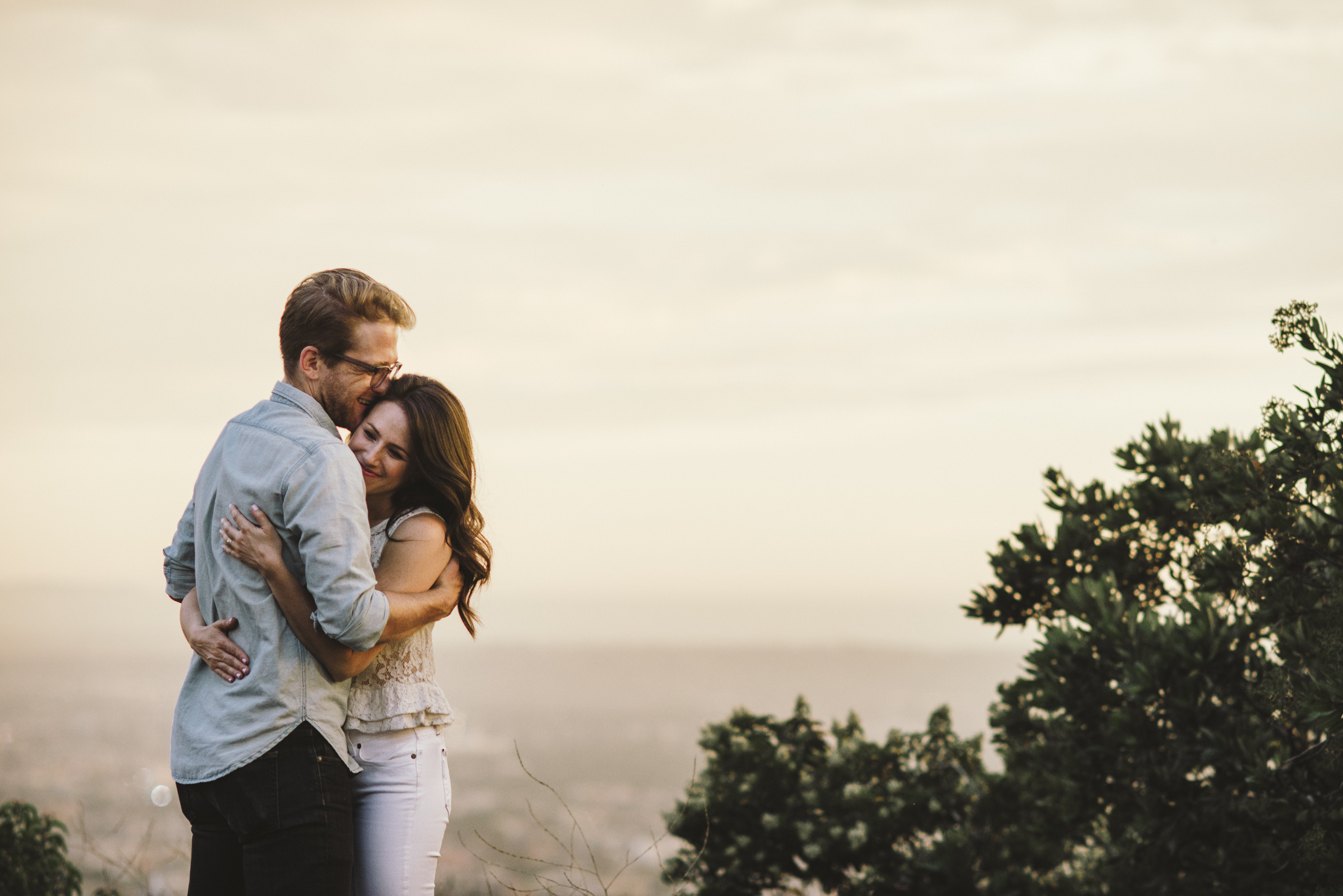 Isaiah & Taylor Photography - Los Angeles Landscape Sunset Engagement-29.jpg