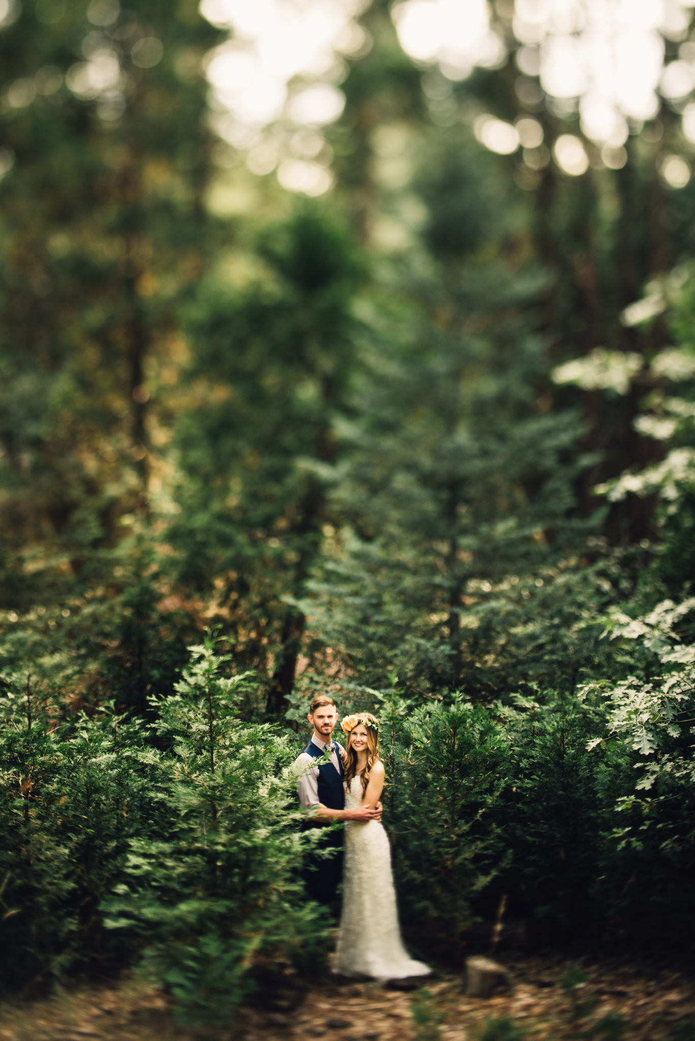 ©Isaiah & Taylor Photography - Pine Rose Cabin - Lake Arrowhead - Los Angeles Wedding Photographer-072.jpg