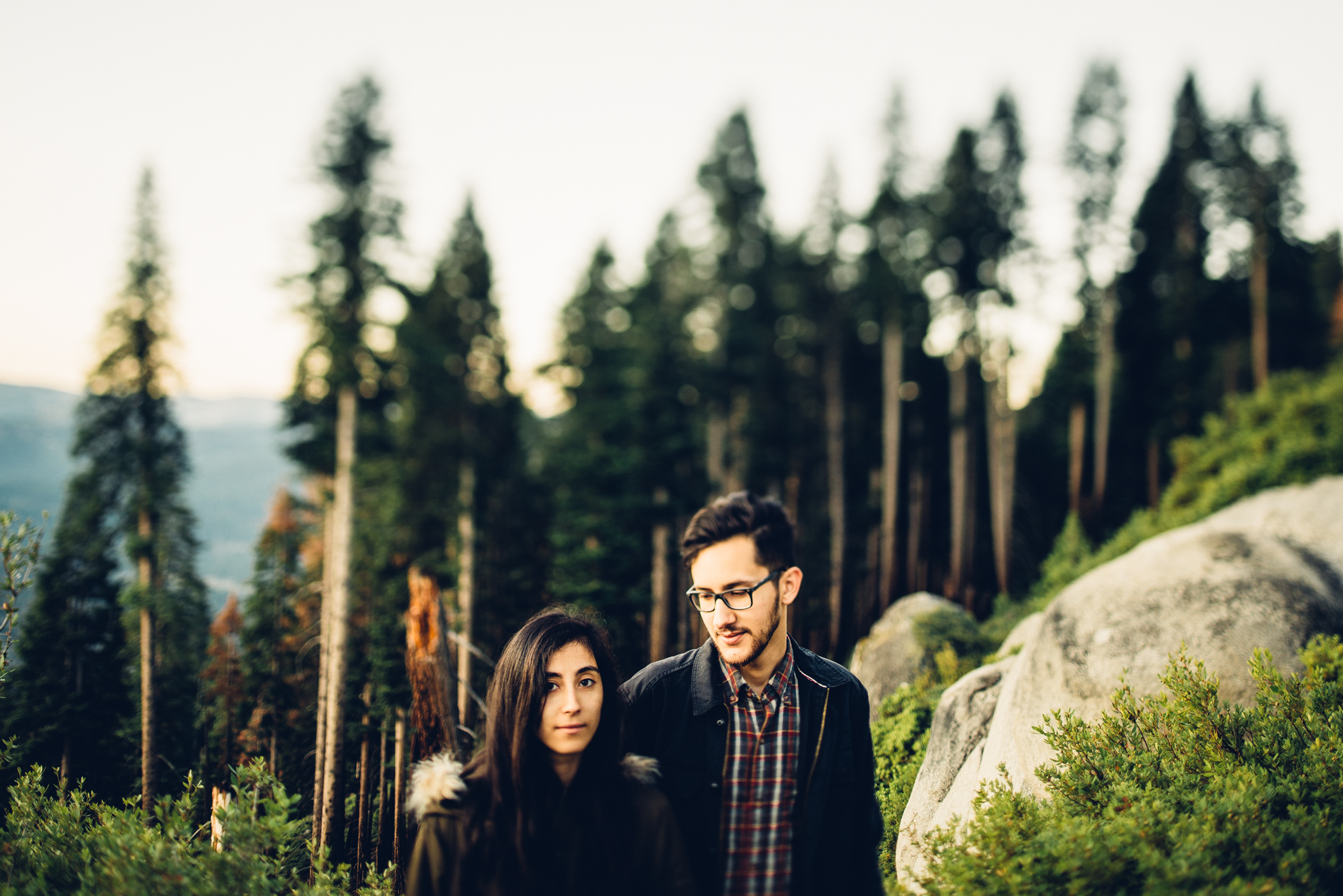 ©Isaiah & Taylor Photography - Los Angeles Destination Wedding Photographer - Yosemite National Park Hiking Adventure Engagement - Glacier Point Sunrise-006.jpg