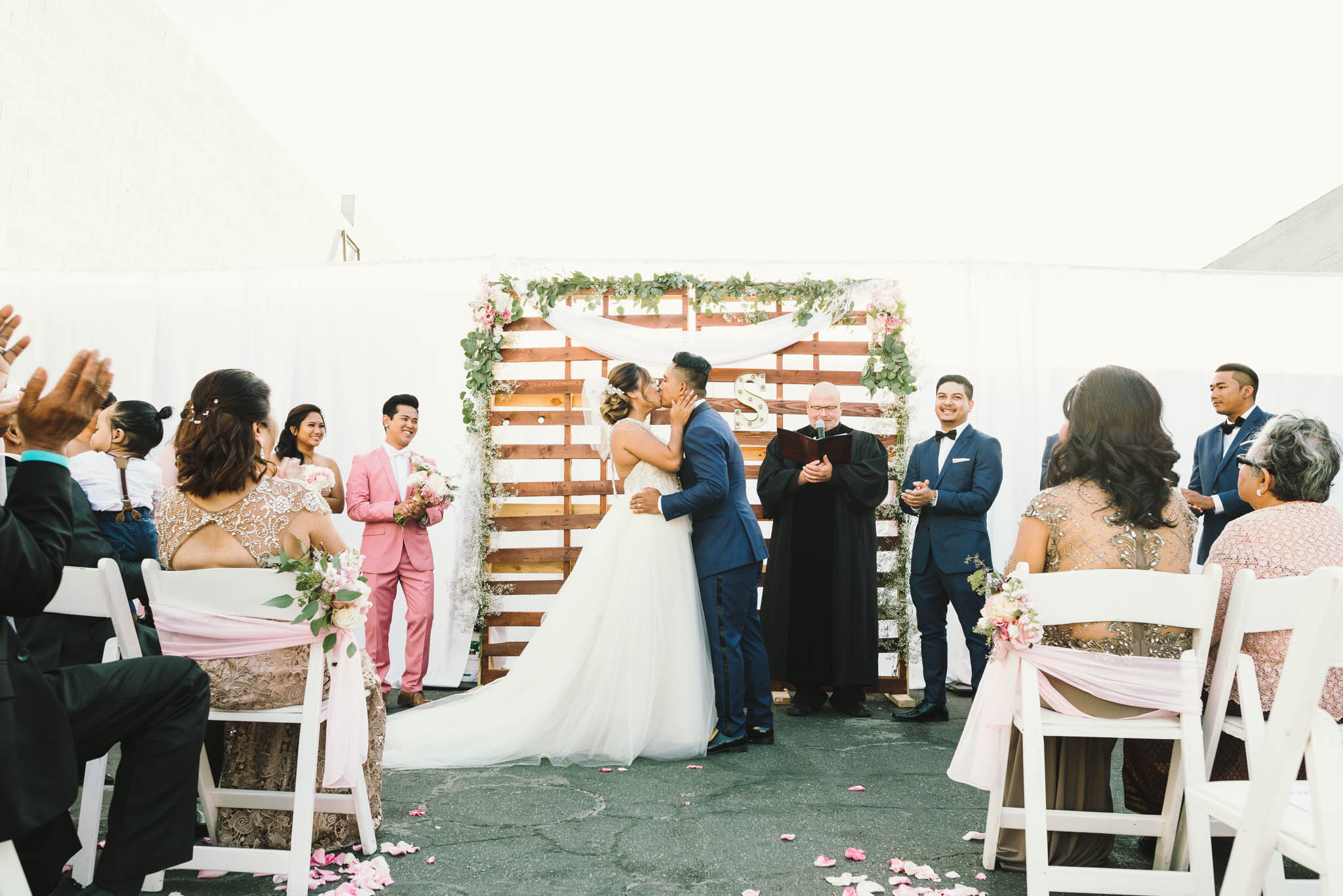 ©Isaiah & Taylor Photography - Los Angeles Wedding Photographer - Lot 613 Warehouse Space-33.jpg