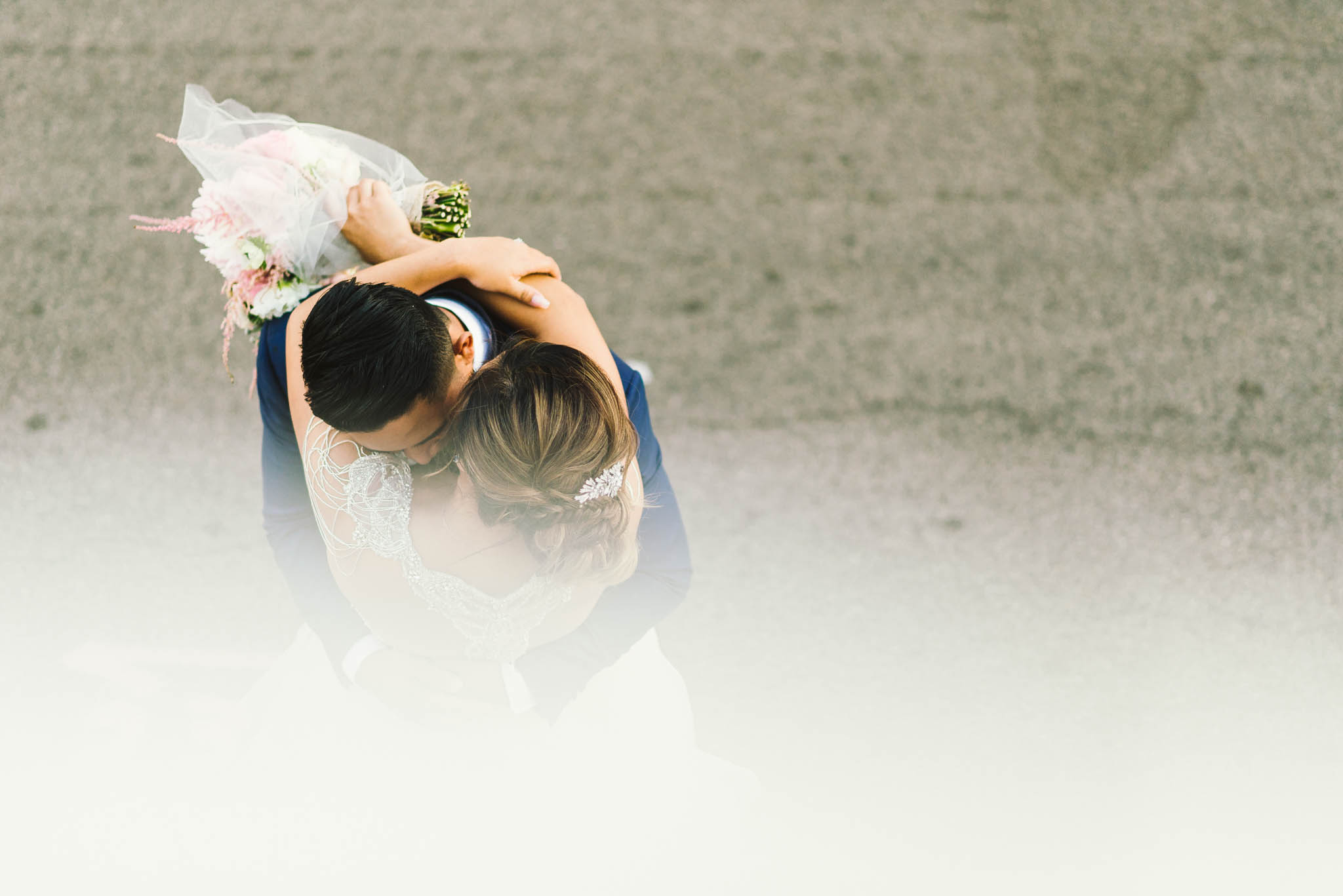 ©Isaiah & Taylor Photography - Los Angeles Wedding Photographer - Lot 613 Warehouse Space-37.jpg