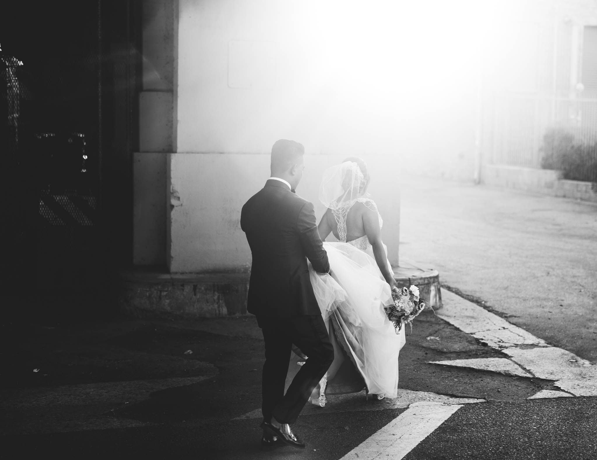 ©Isaiah & Taylor Photography - Los Angeles Wedding Photographer - Lot 613 Warehouse Space-45.jpg