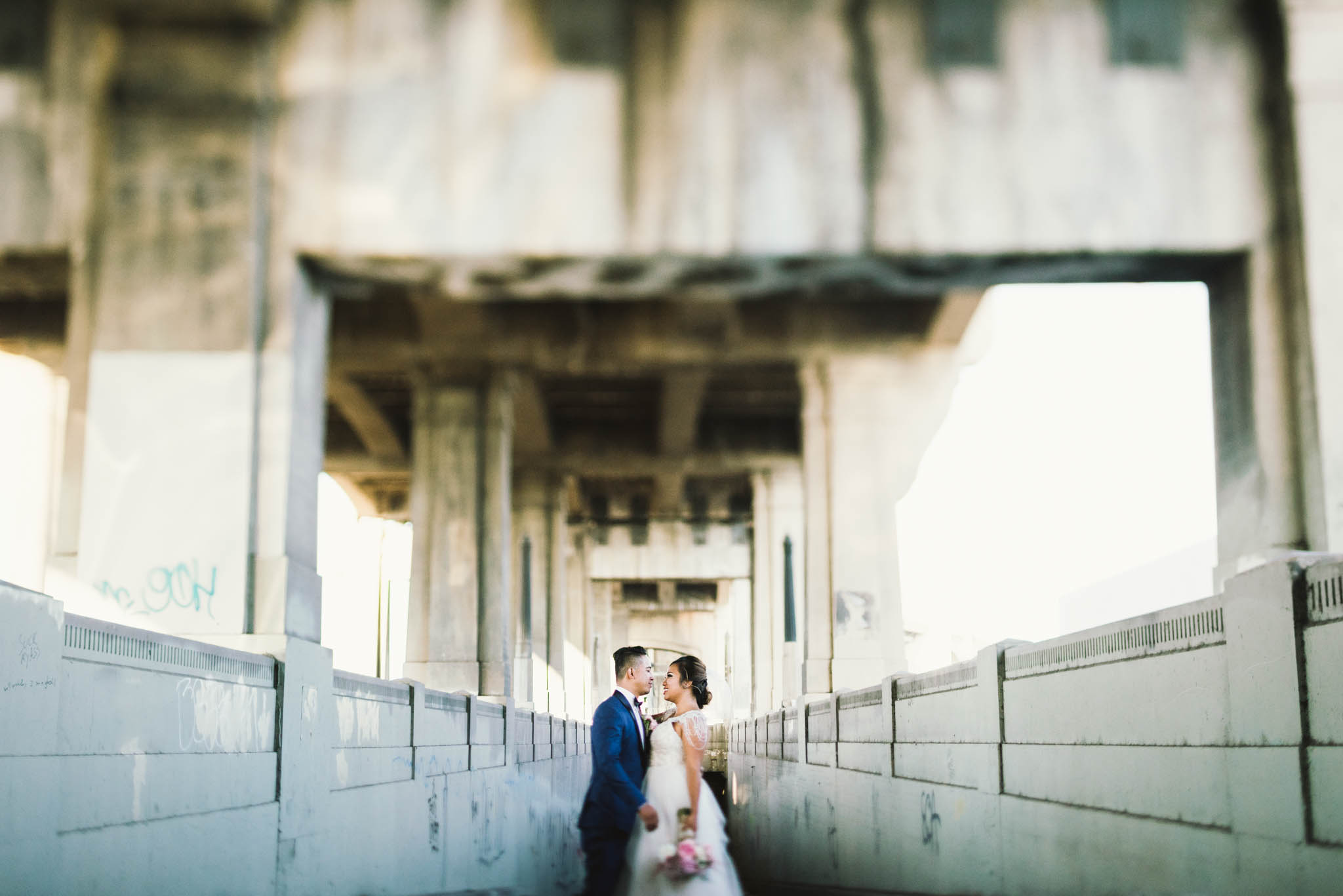 ©Isaiah & Taylor Photography - Los Angeles Wedding Photographer - Lot 613 Warehouse Space-48.jpg