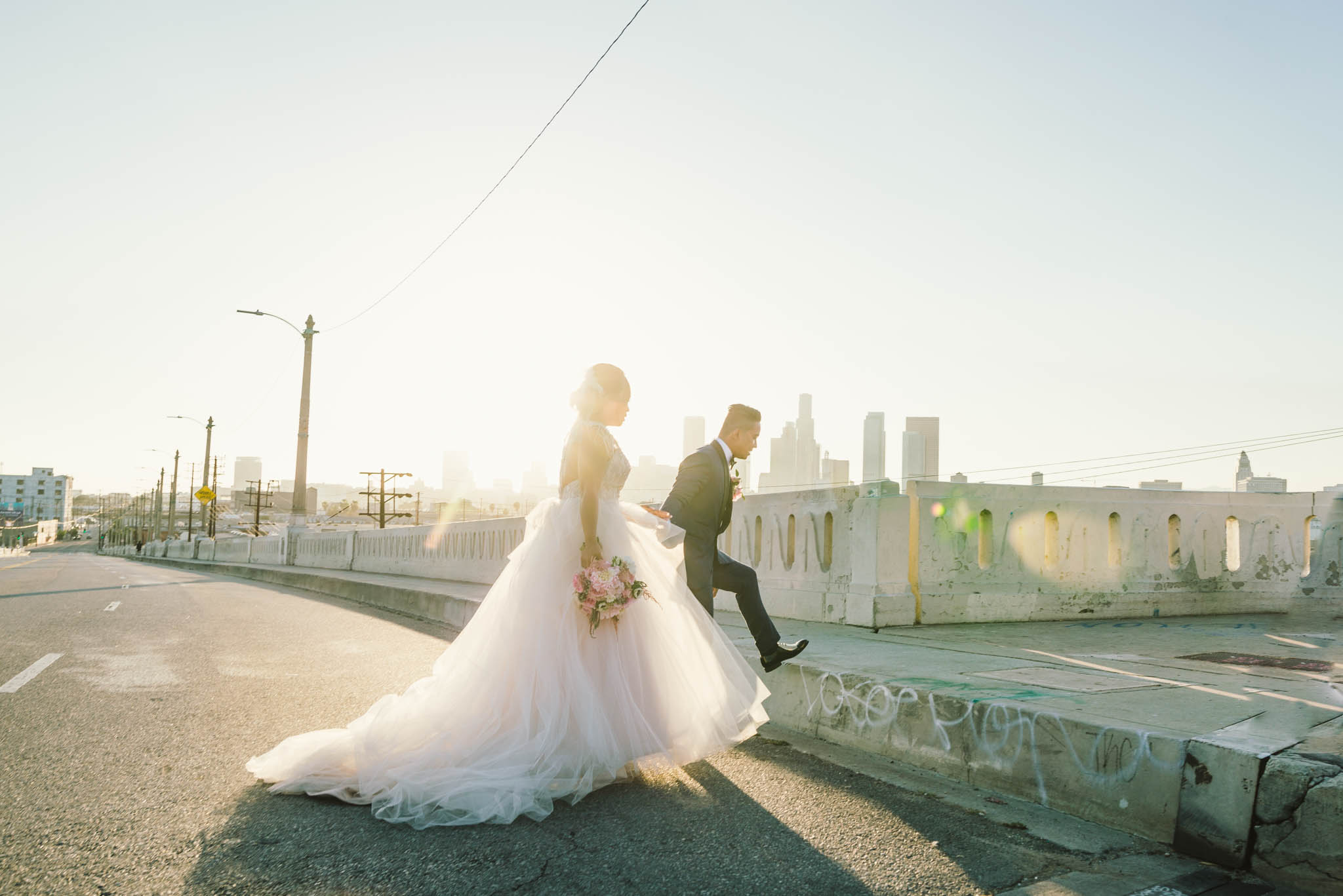©Isaiah & Taylor Photography - Los Angeles Wedding Photographer - Lot 613 Warehouse Space-54.jpg