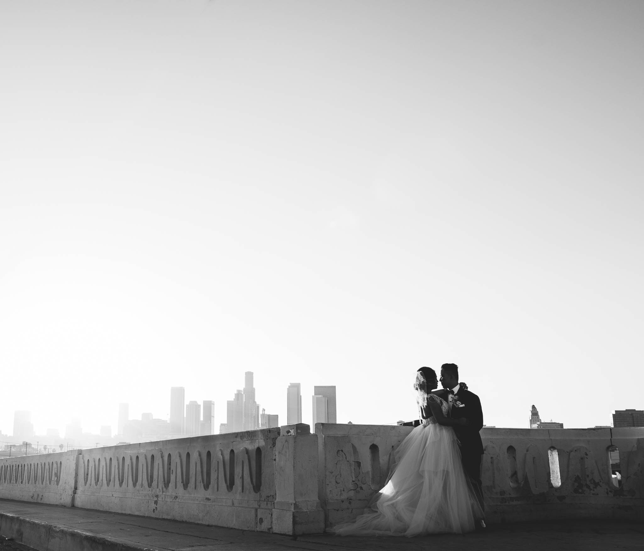 ©Isaiah & Taylor Photography - Los Angeles Wedding Photographer - Lot 613 Warehouse Space-58.jpg