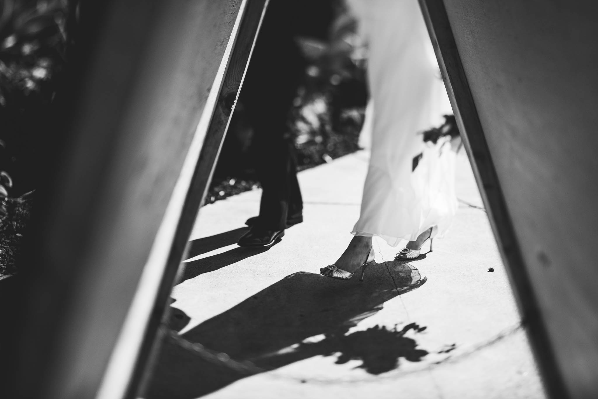 ©Isaiah & Taylor Photography - Los Angeles Wedding Photographer - Urban Downtown Warehouse Wedding- Smog Shoppe, Culver City-31.jpg