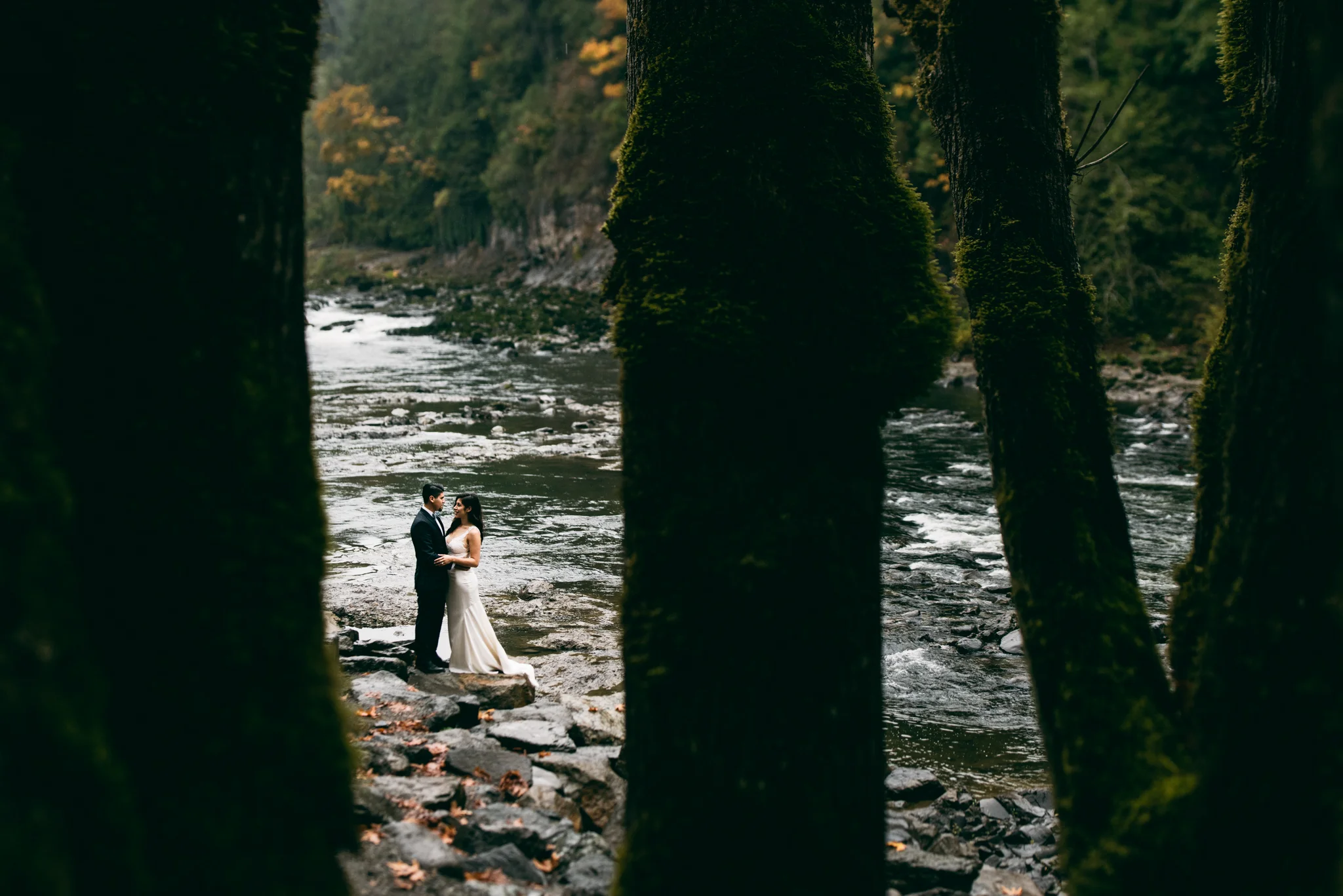 ©Isaiah & Taylor Photography - Los Angeles Wedding - Snoqualmie, Washington Honeymoon-011.jpg