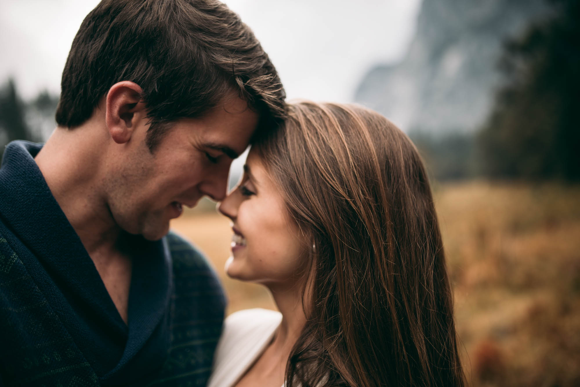 ©Isaiah & Taylor Photography - Stormy Cliffside Engagement, Yosemite California-15.jpg