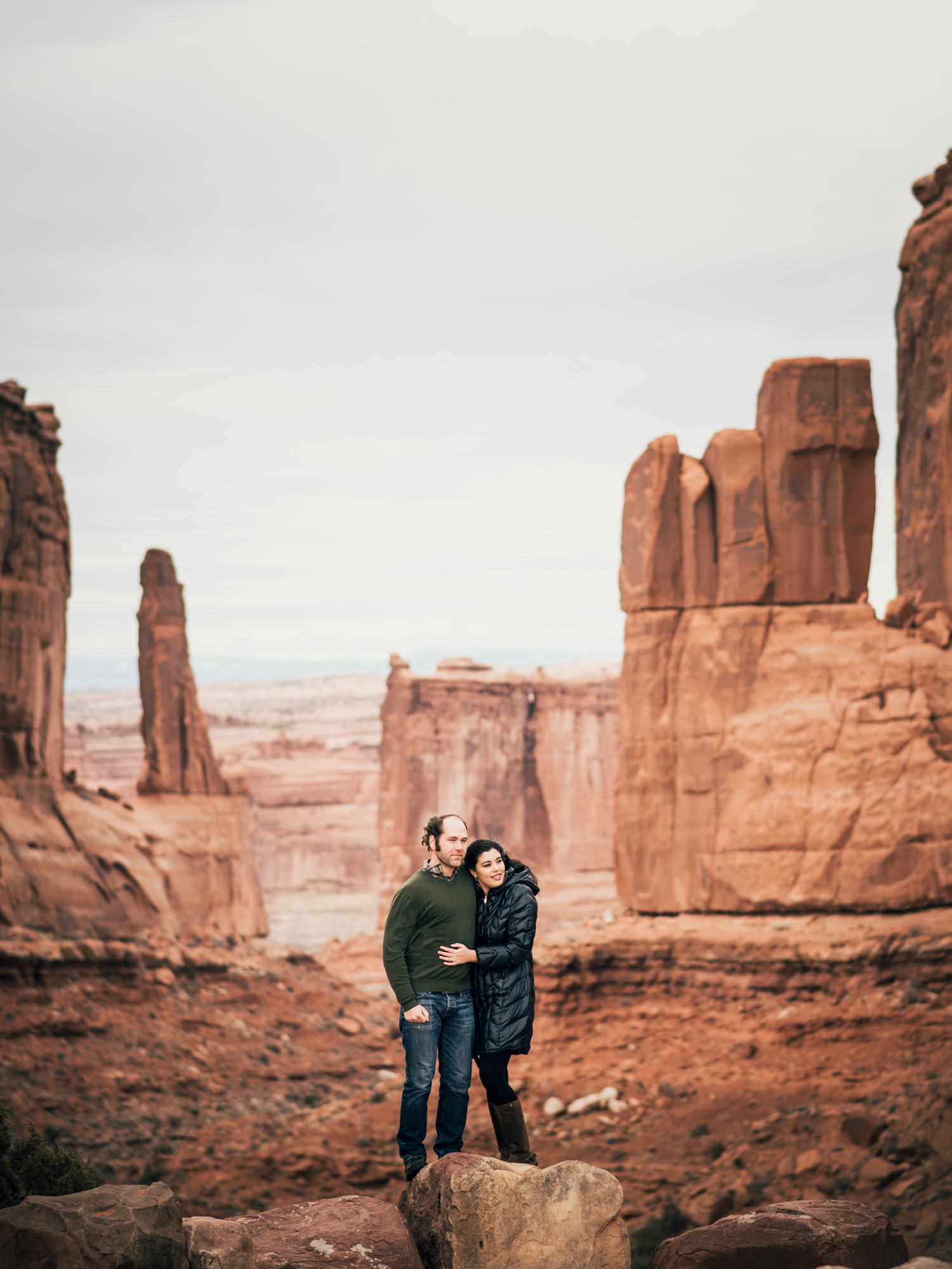 ©Isaiah & Taylor Photography - Arches National Park Adventure Engagement, Moab Utah-003.jpg