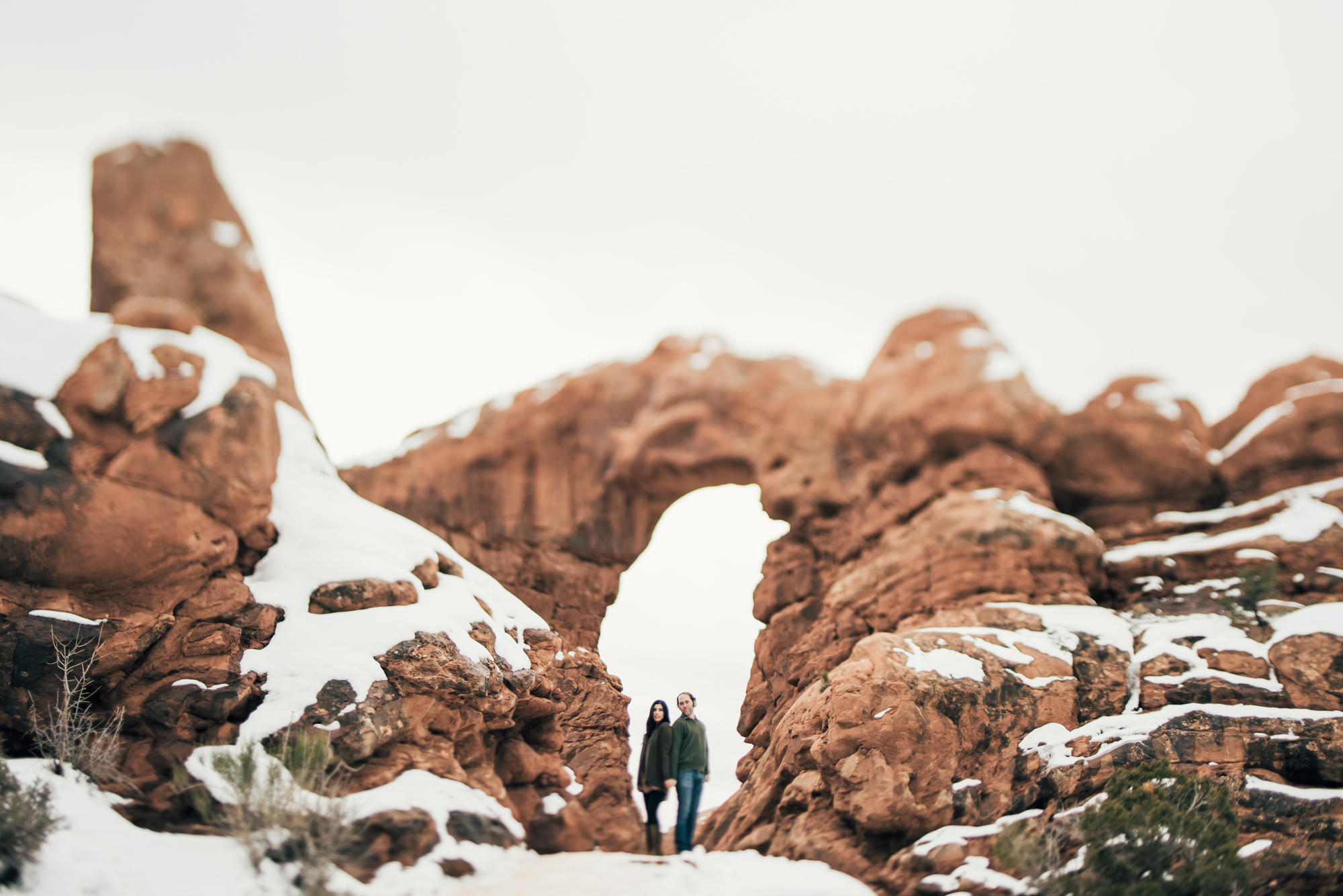 ©Isaiah & Taylor Photography - Arches National Park Adventure Engagement, Moab Utah-019.jpg