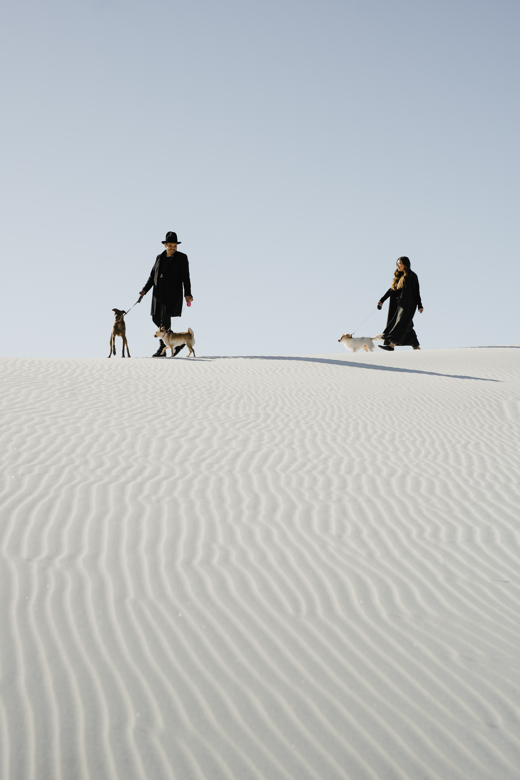 ©Isaiah & Taylor Photography - White Sands Natioanl Monument, New Mexico Engagement-005.jpg