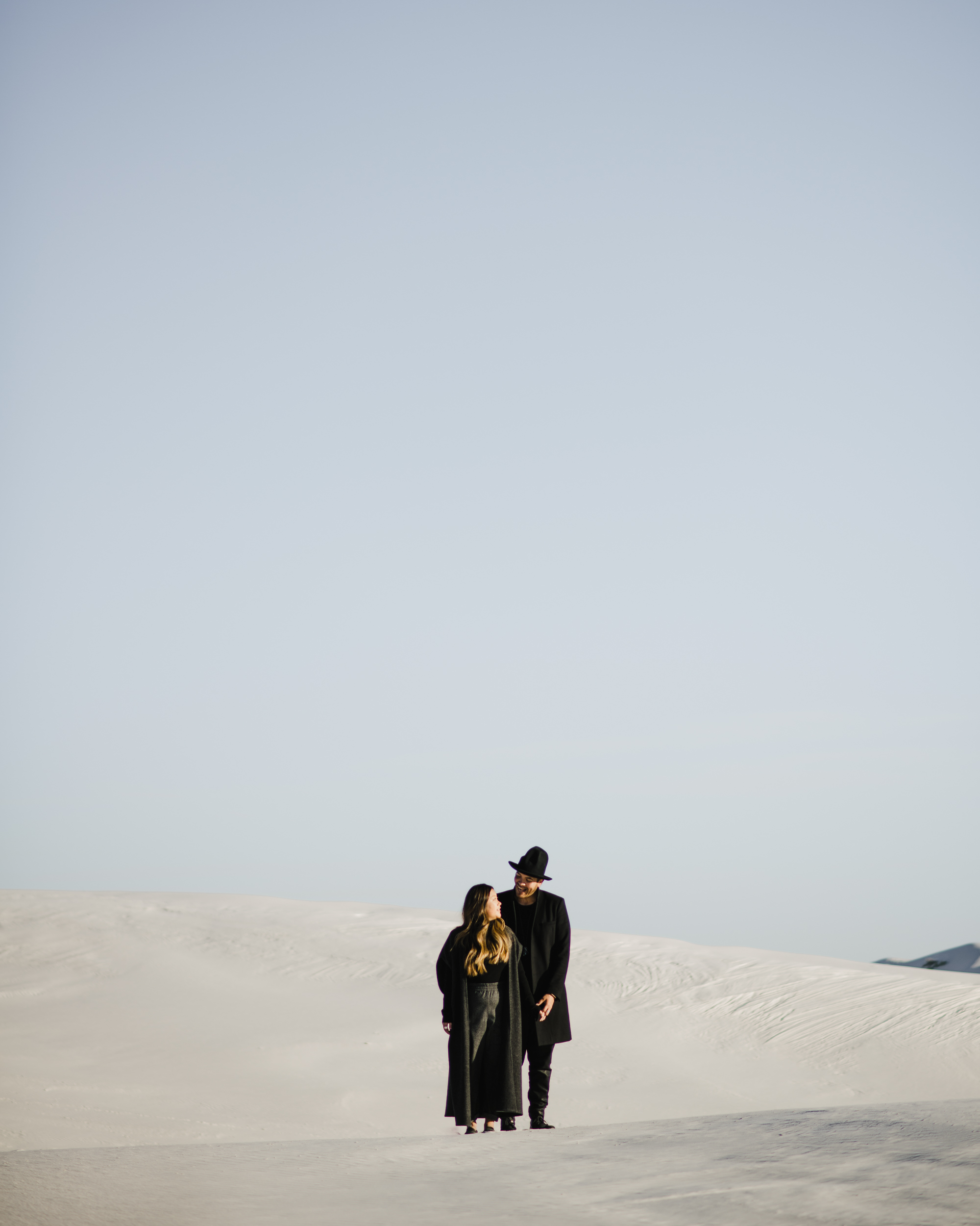 ©Isaiah & Taylor Photography - White Sands Natioanl Monument, New Mexico Engagement-041.jpg