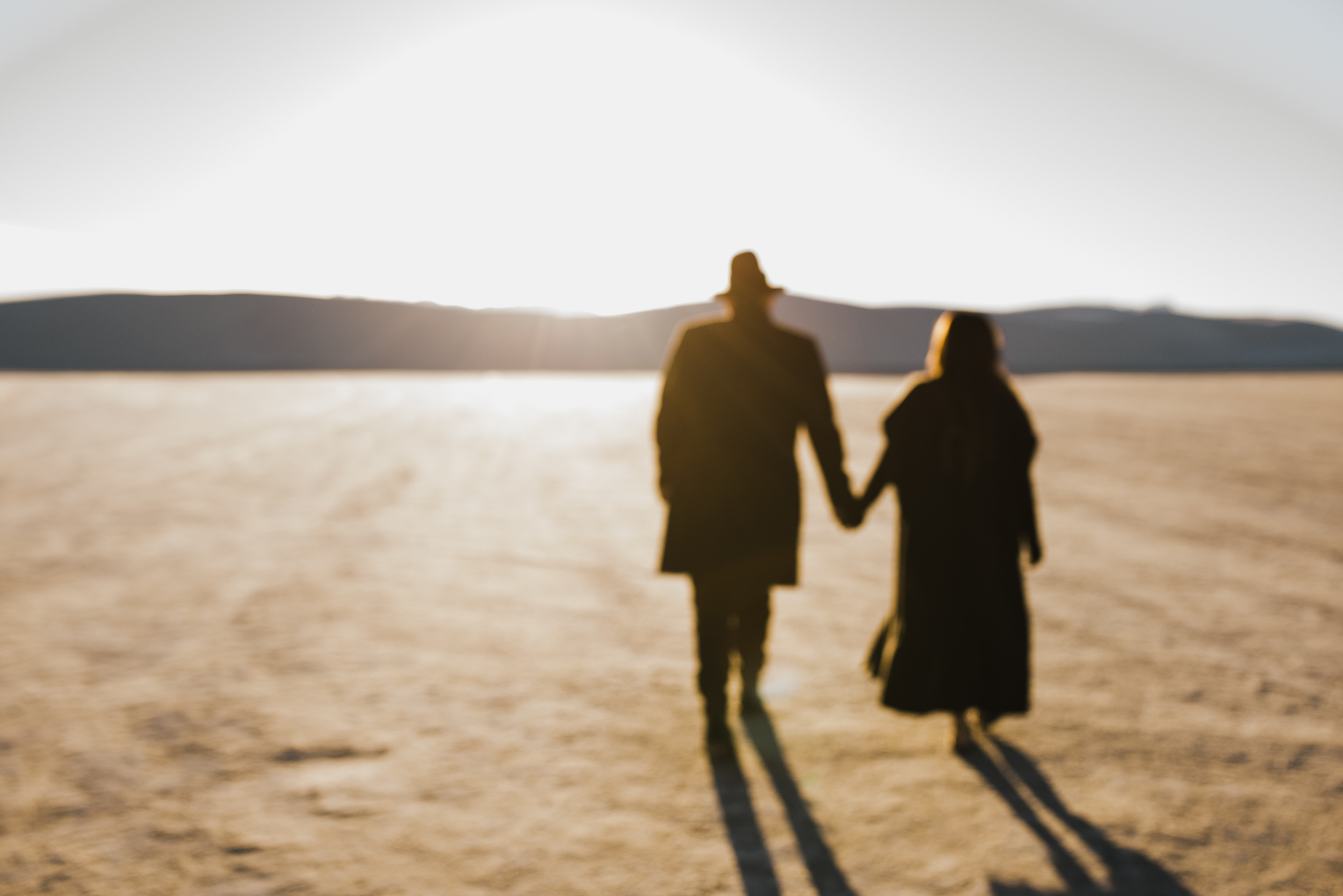 ©Isaiah & Taylor Photography - White Sands Natioanl Monument, New Mexico Engagement-046.jpg