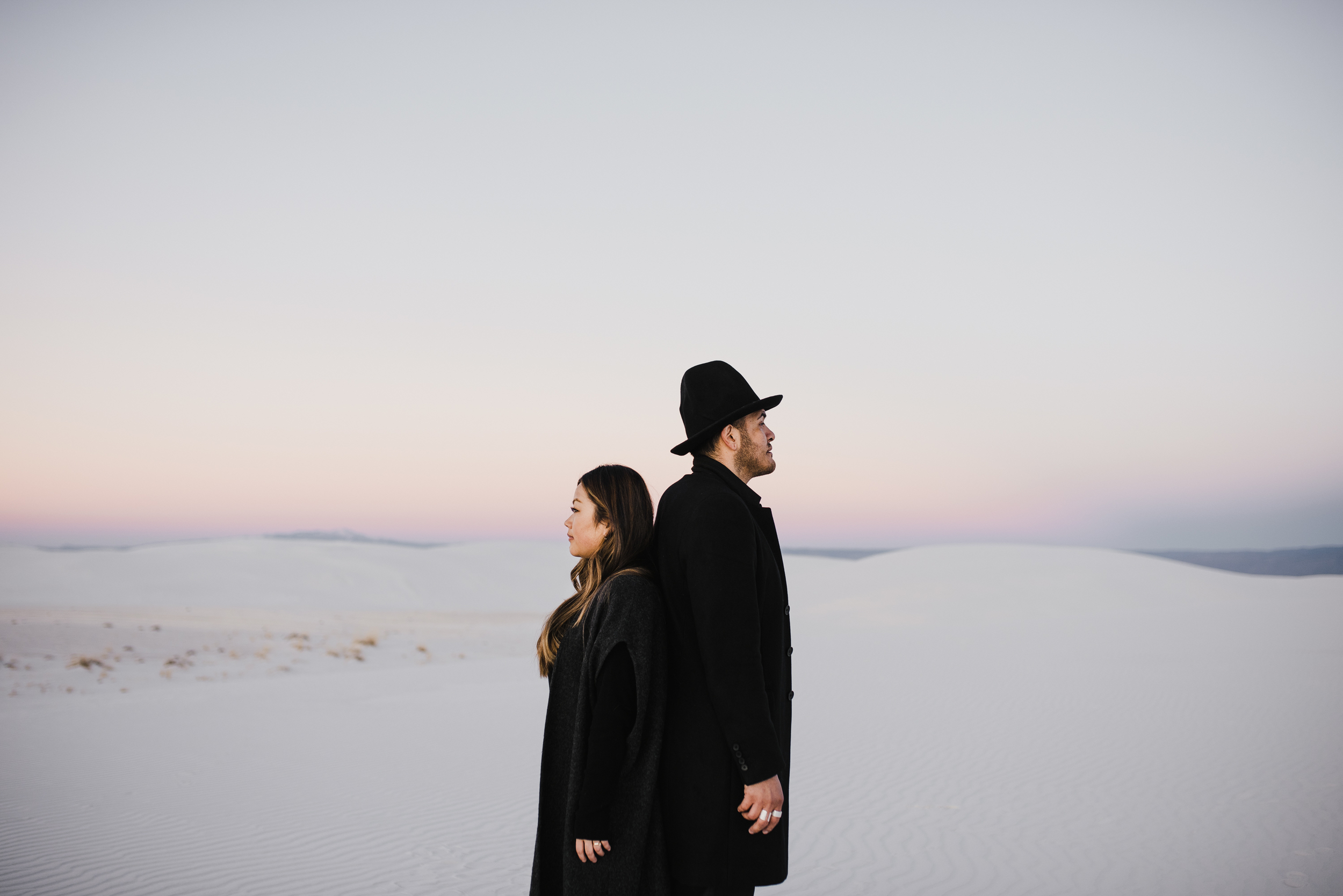 ©Isaiah & Taylor Photography - White Sands Natioanl Monument, New Mexico Engagement-067.jpg