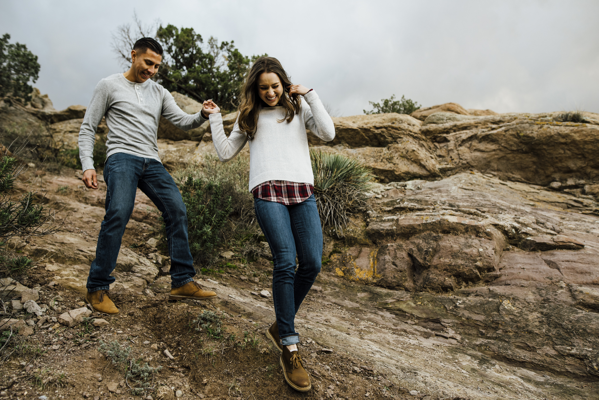 ©Isaiah-&-Taylor-Photography---Vasquez-Rocks-Engagement-015.jpg