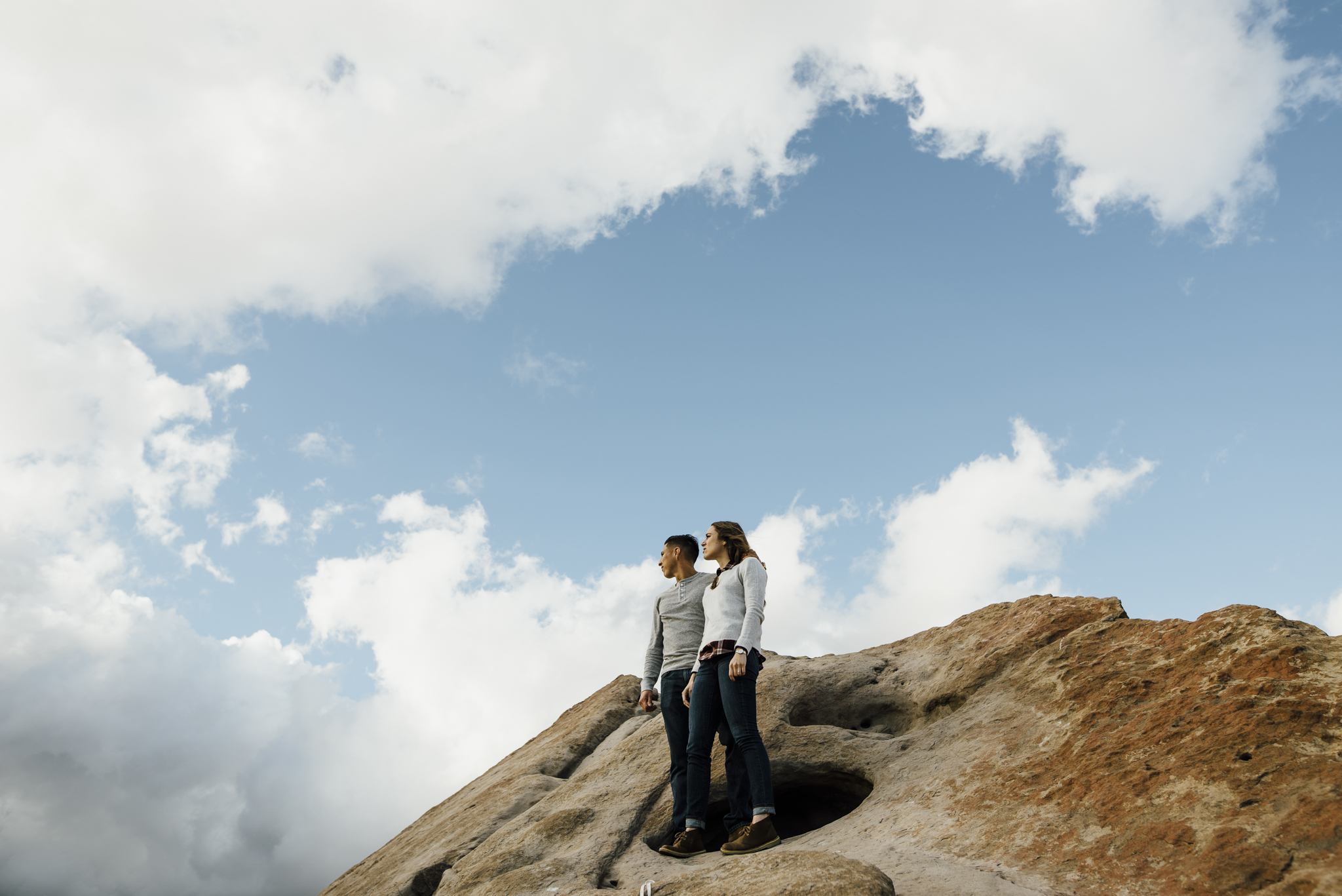 ©Isaiah-&-Taylor-Photography---Vasquez-Rocks-Engagement-022.jpg