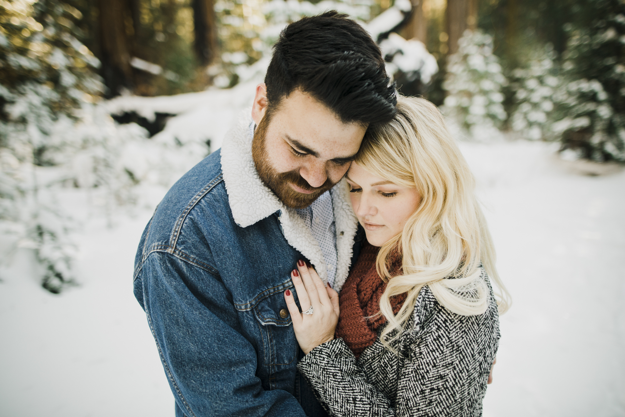 ©Isaiah-&-Taylor-Photography---George-&-Alyssa-Engagement---Sequoia-National-Park,-California-35.jpg