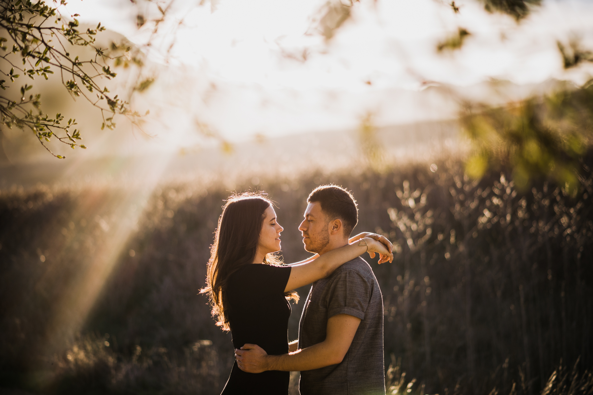 ©Isaiah-&-Taylor-Photography---Malibu-Field-Engagement,-Southern-California-Wedding-Photographer-003.jpg