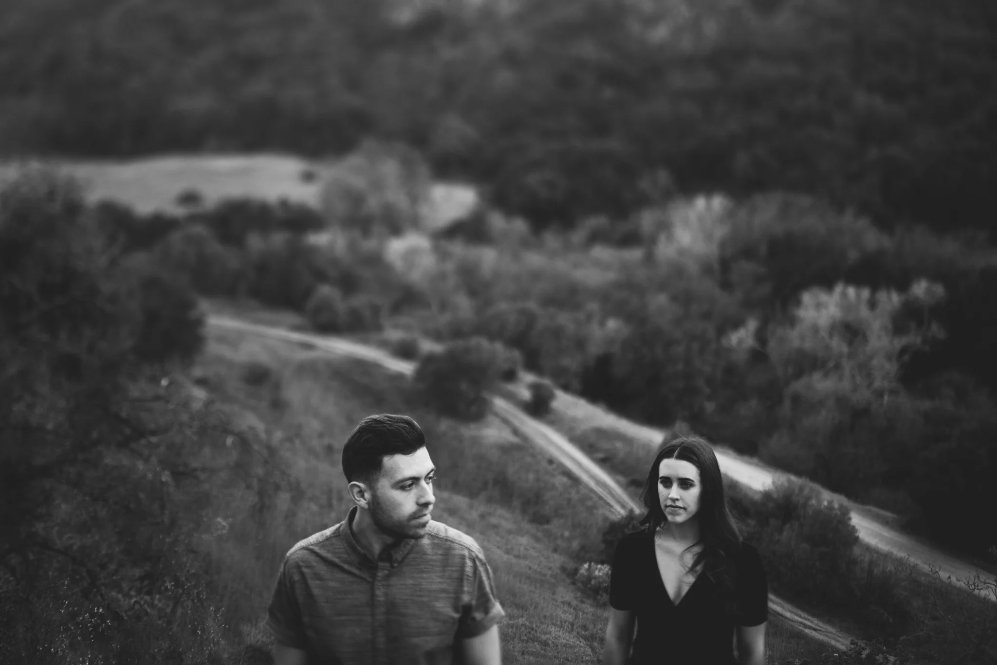 ©Isaiah-&-Taylor-Photography---Malibu-Field-Engagement,-Southern-California-Wedding-Photographer-019.jpg
