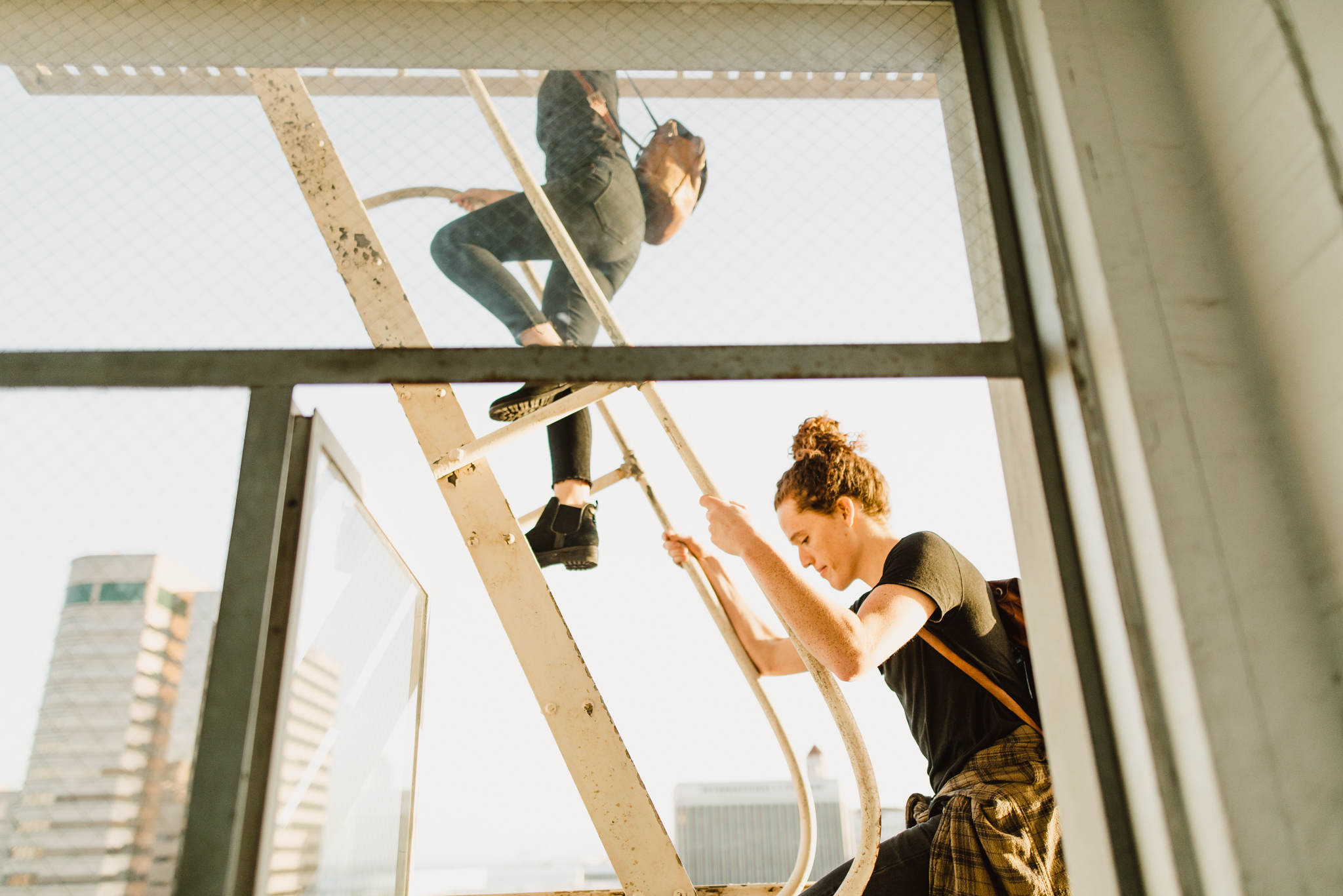 ©Isaiah-&-Taylor-Photography---Urban-Rooftop-Engagement,-Los-Angeles-Wedding-Photographer-005.jpg