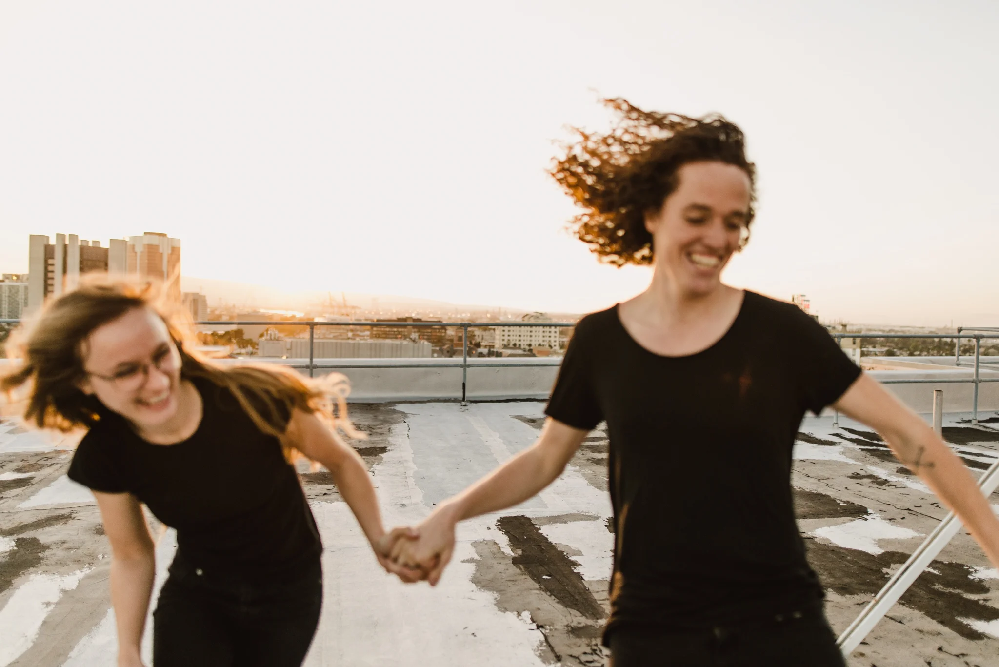 ©Isaiah-&-Taylor-Photography---Urban-Rooftop-Engagement,-Los-Angeles-Wedding-Photographer-029.jpg