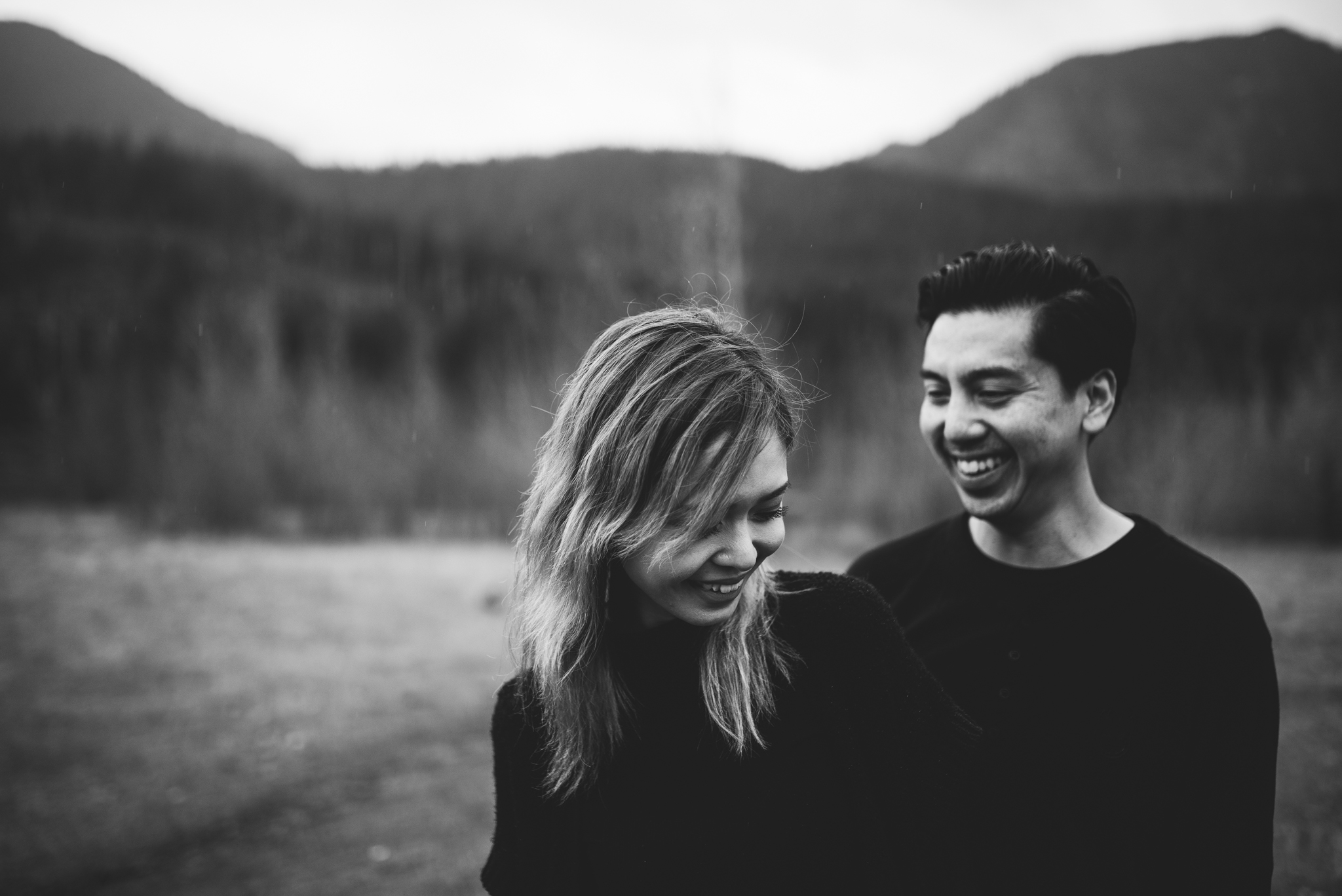 ©Isaiah-&-Taylor-Photography---Columbia-River-Gorge-Engagement,-Portland-Oregon-Wedding-Photographer-064.jpg