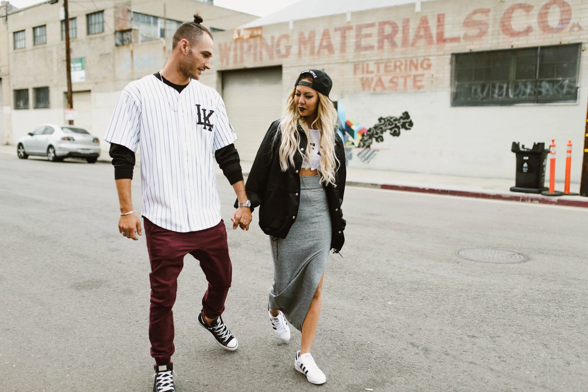 ©Isaiah-&-Taylor-Photography---Downtown-Los-Angeles-Skyline-Engagement-002.jpg