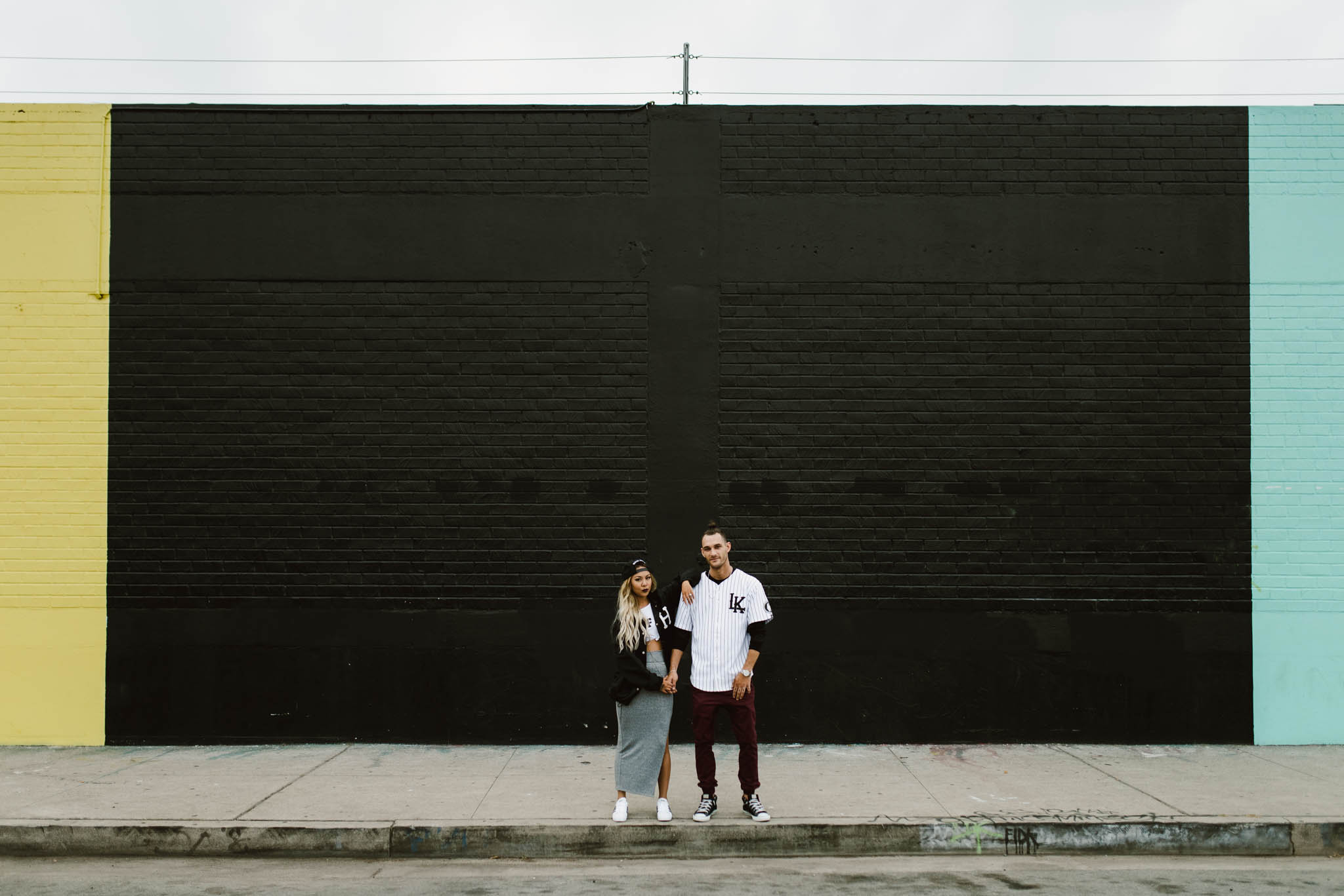 ©Isaiah-&-Taylor-Photography---Downtown-Los-Angeles-Skyline-Engagement-005.jpg