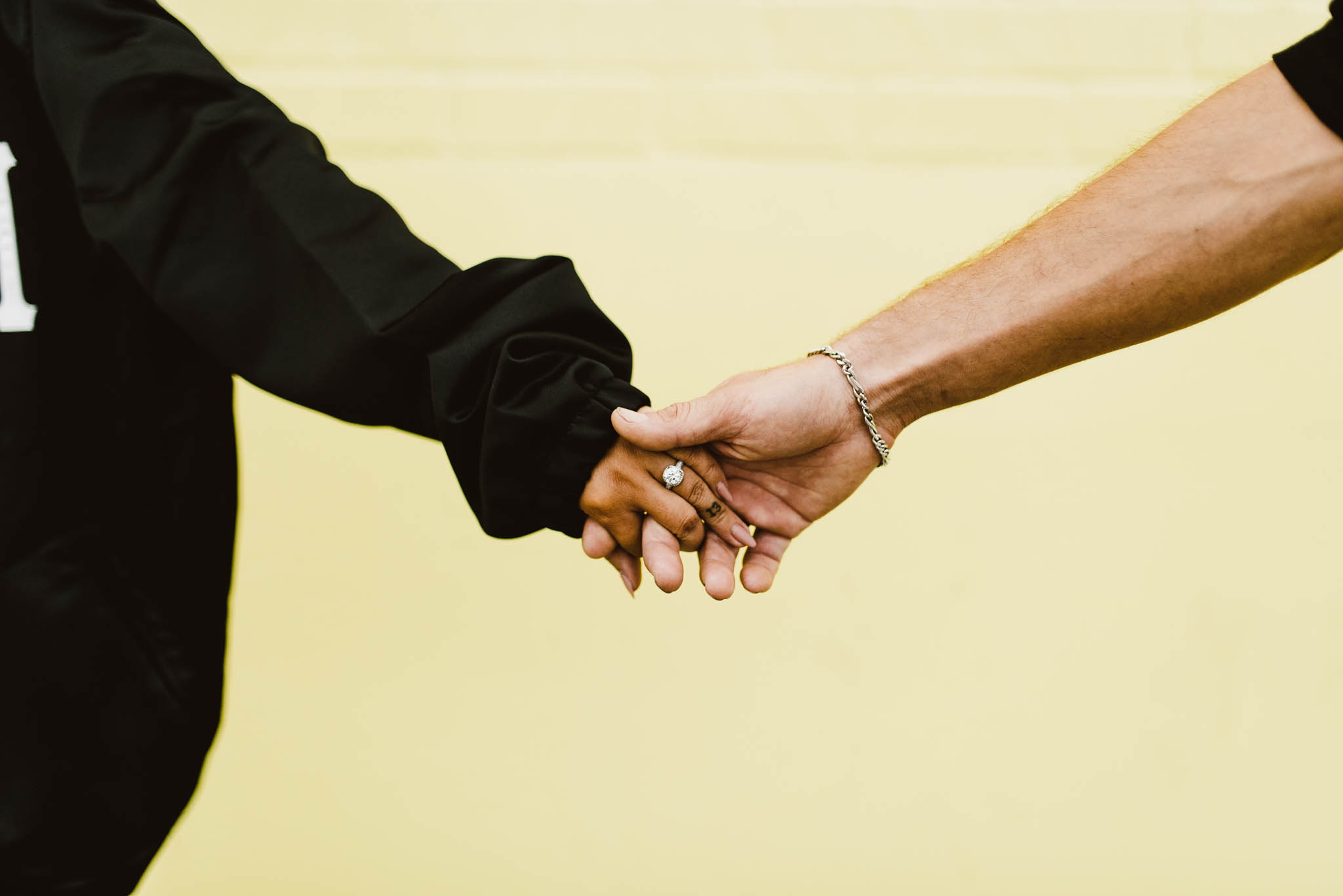 ©Isaiah-&-Taylor-Photography---Downtown-Los-Angeles-Skyline-Engagement-008.jpg