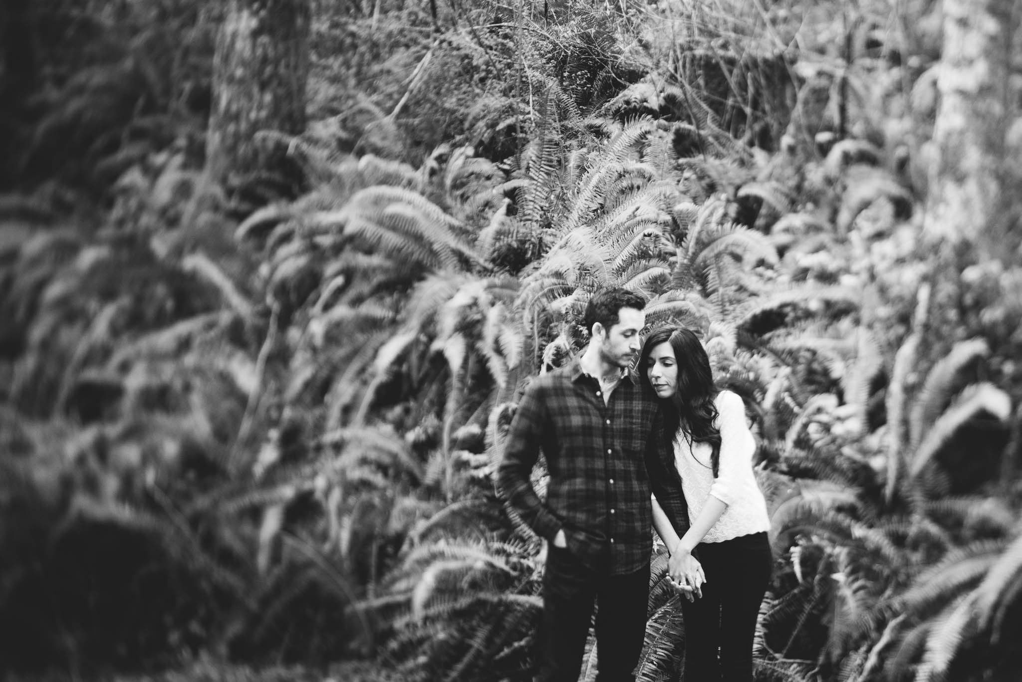 ©Isaiah-&-Taylor-Photography---Rattlesnake-Ledge-Trail-Engagement,-Seattle-Washington-014.jpg